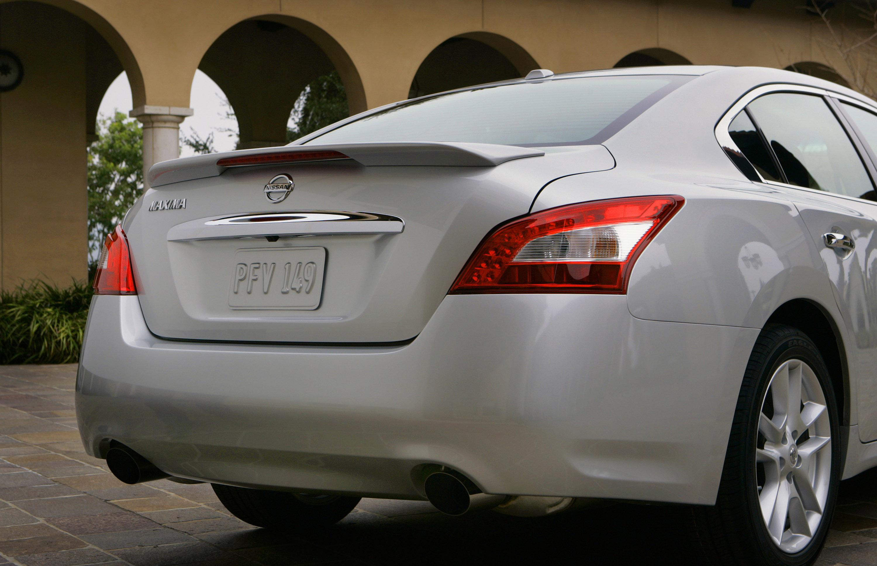 Nissan Maxima photo #36