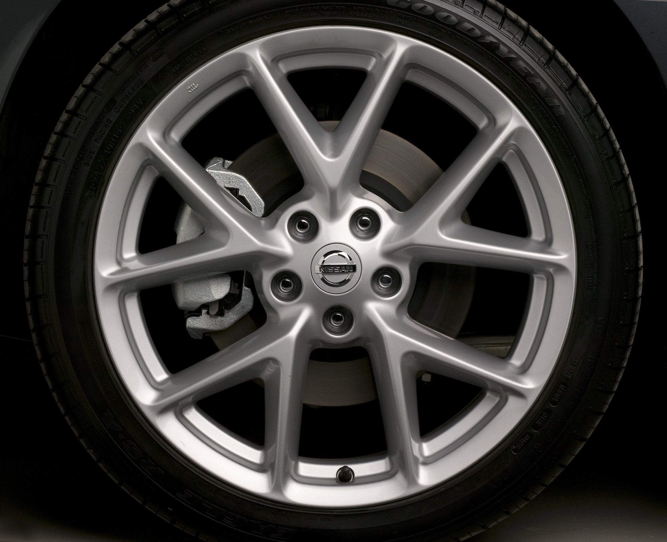 Nissan Maxima photo #43
