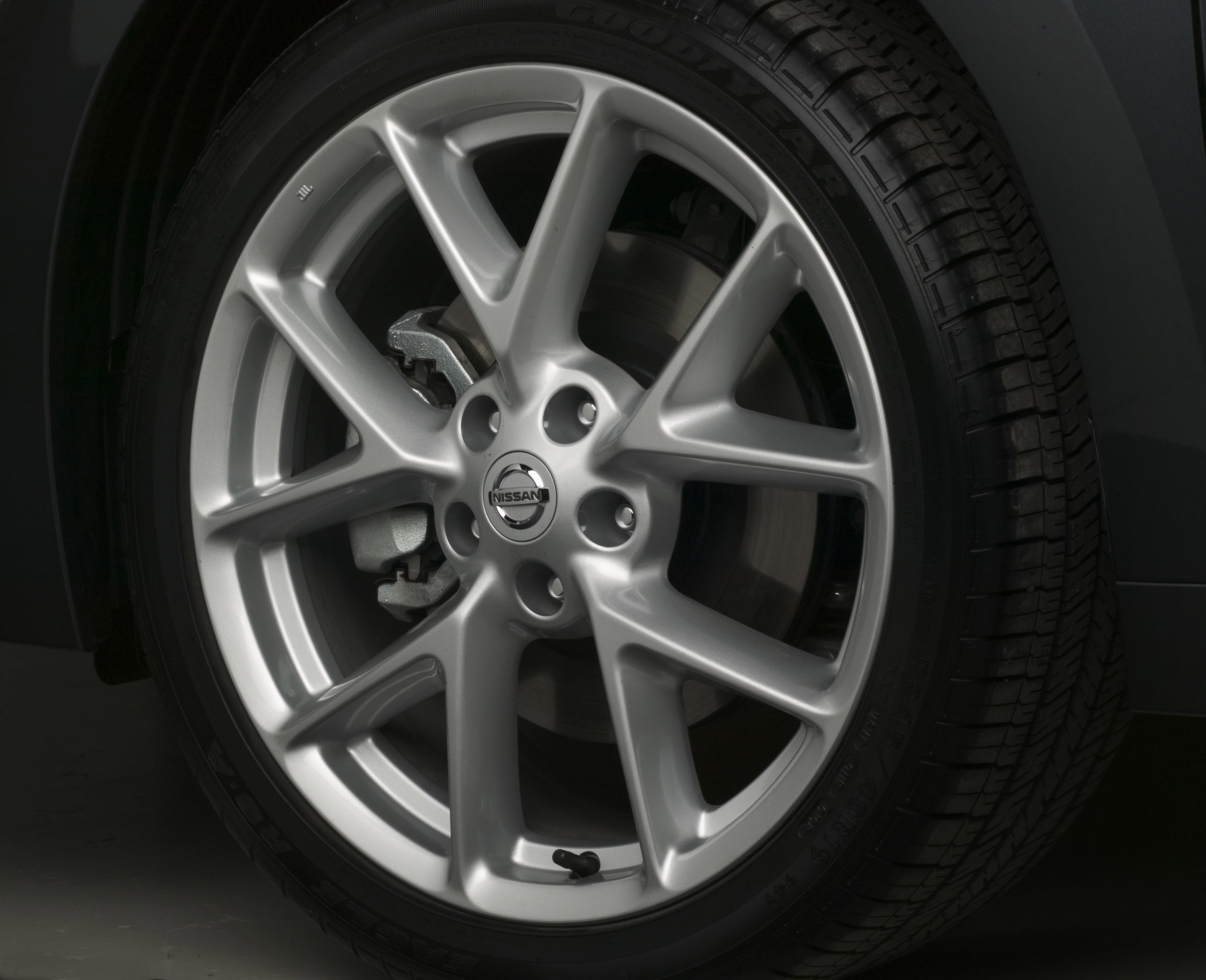 Nissan Maxima photo #44