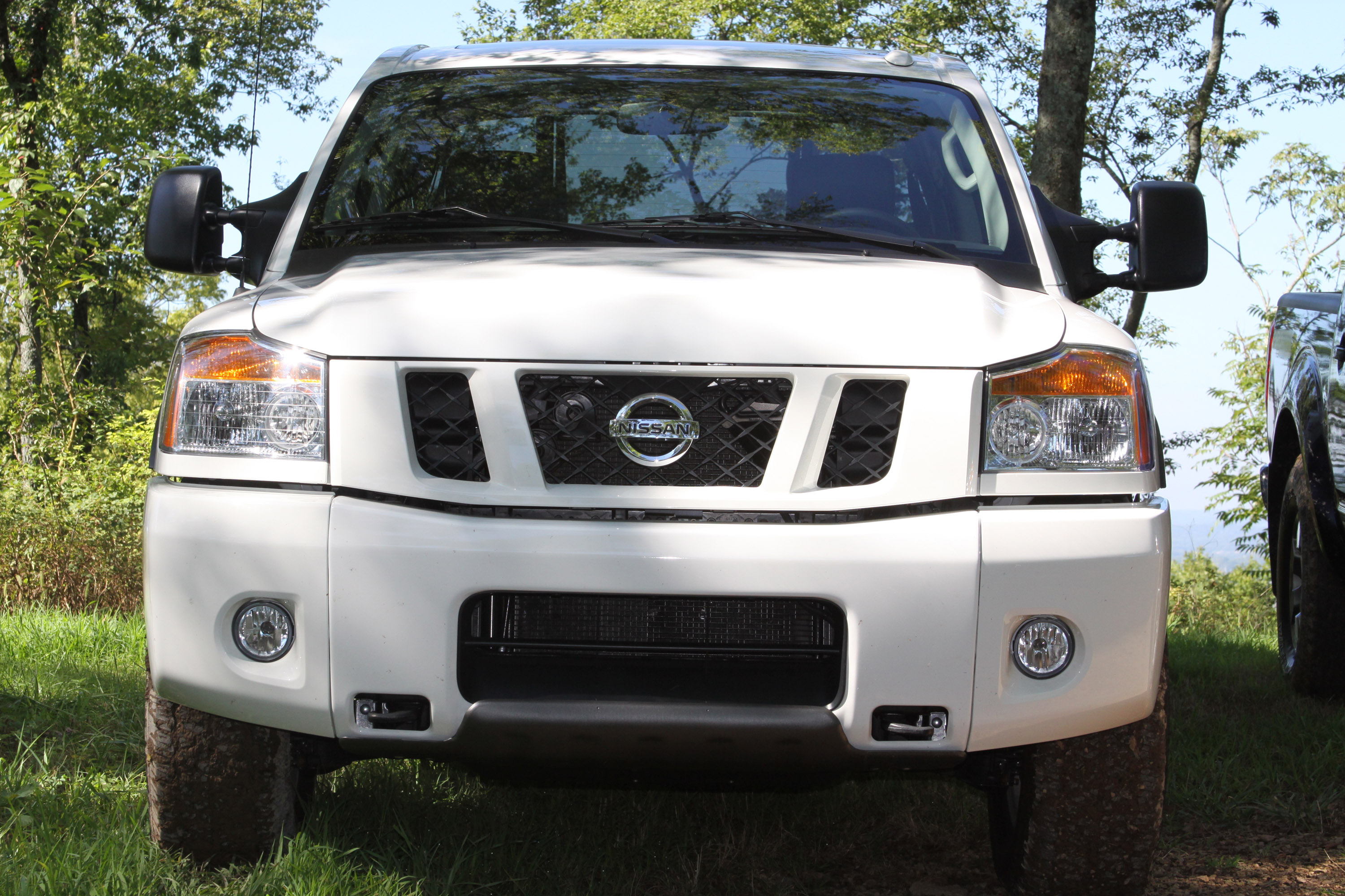 Nissan Titan photo #2