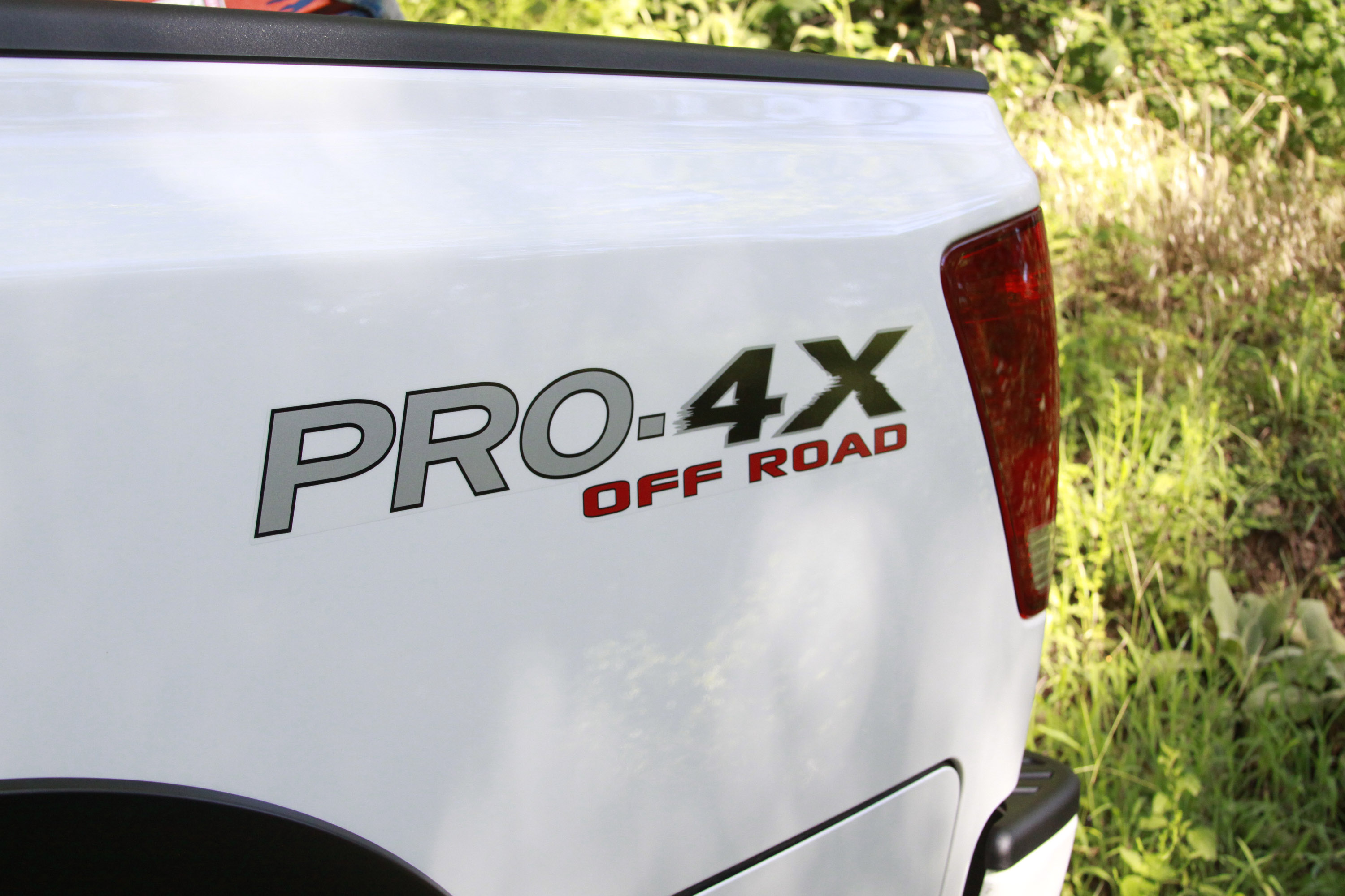 Nissan Titan photo #34