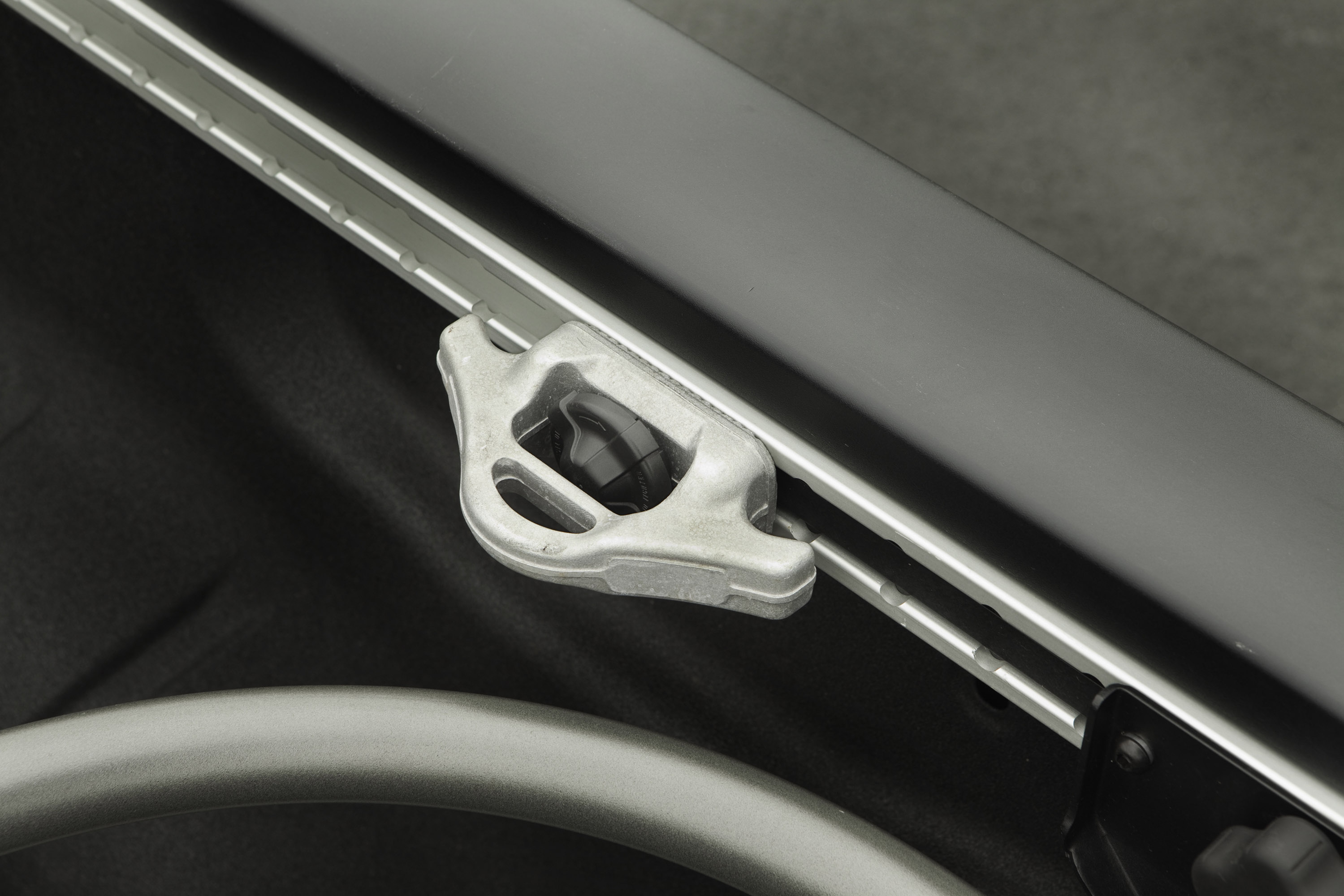 Nissan Titan photo #38