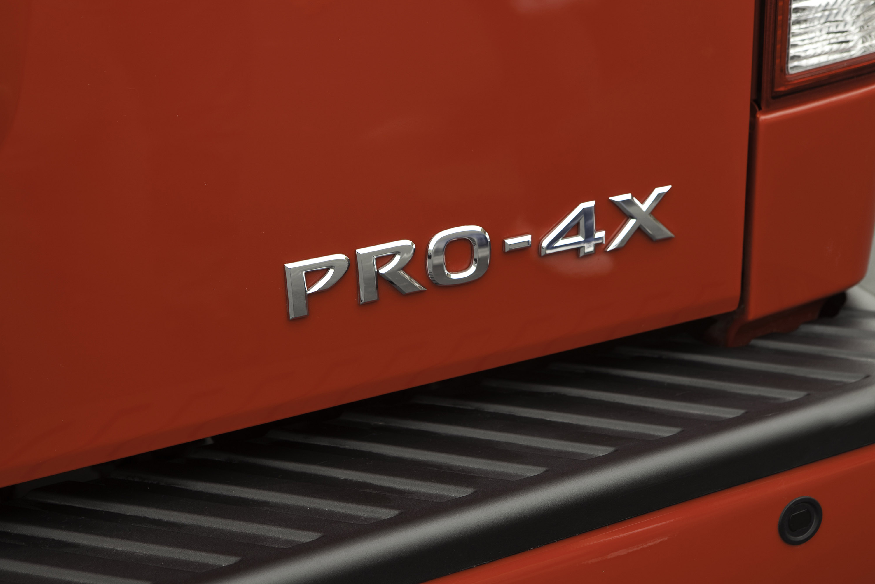 Nissan Titan photo #43