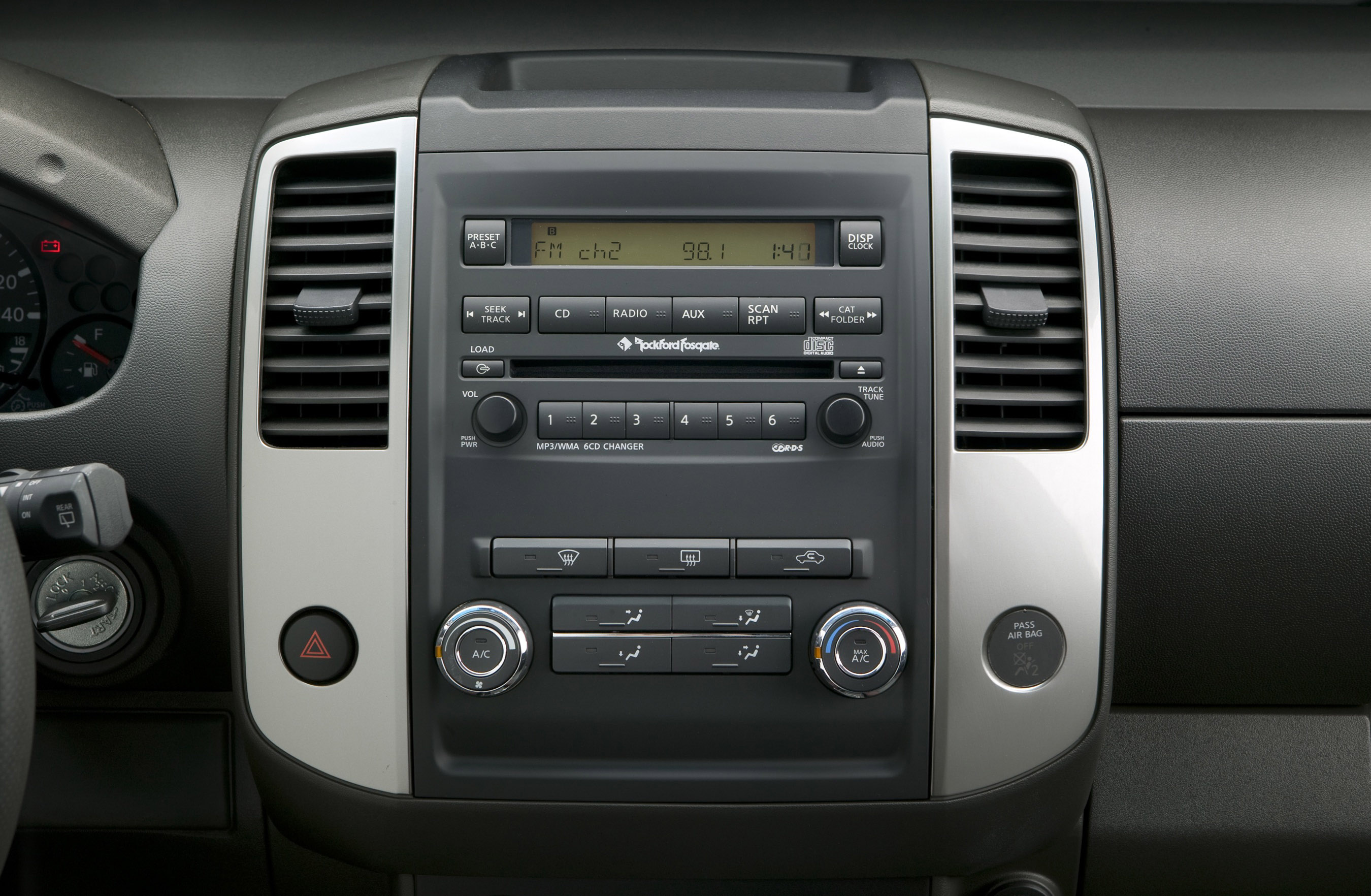 Nissan Xterra photo #33