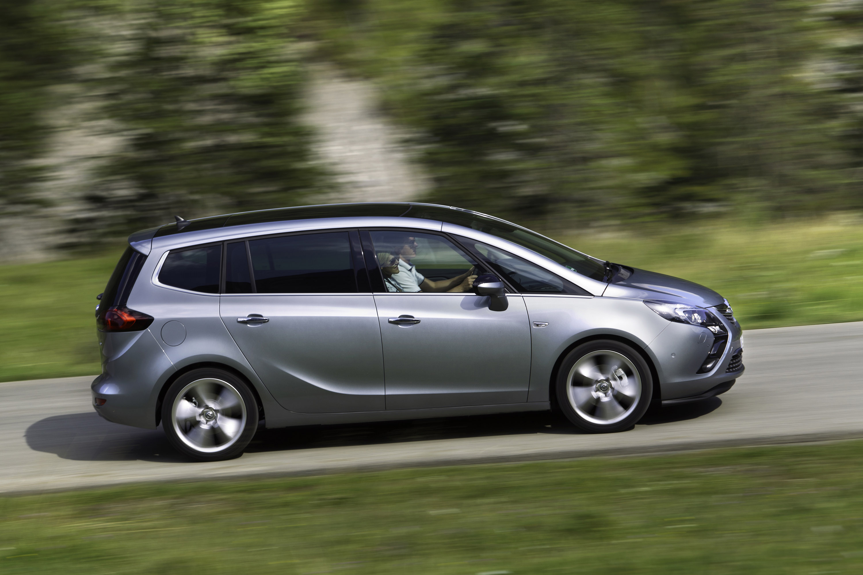 Opel Zafira Tourer photo #19