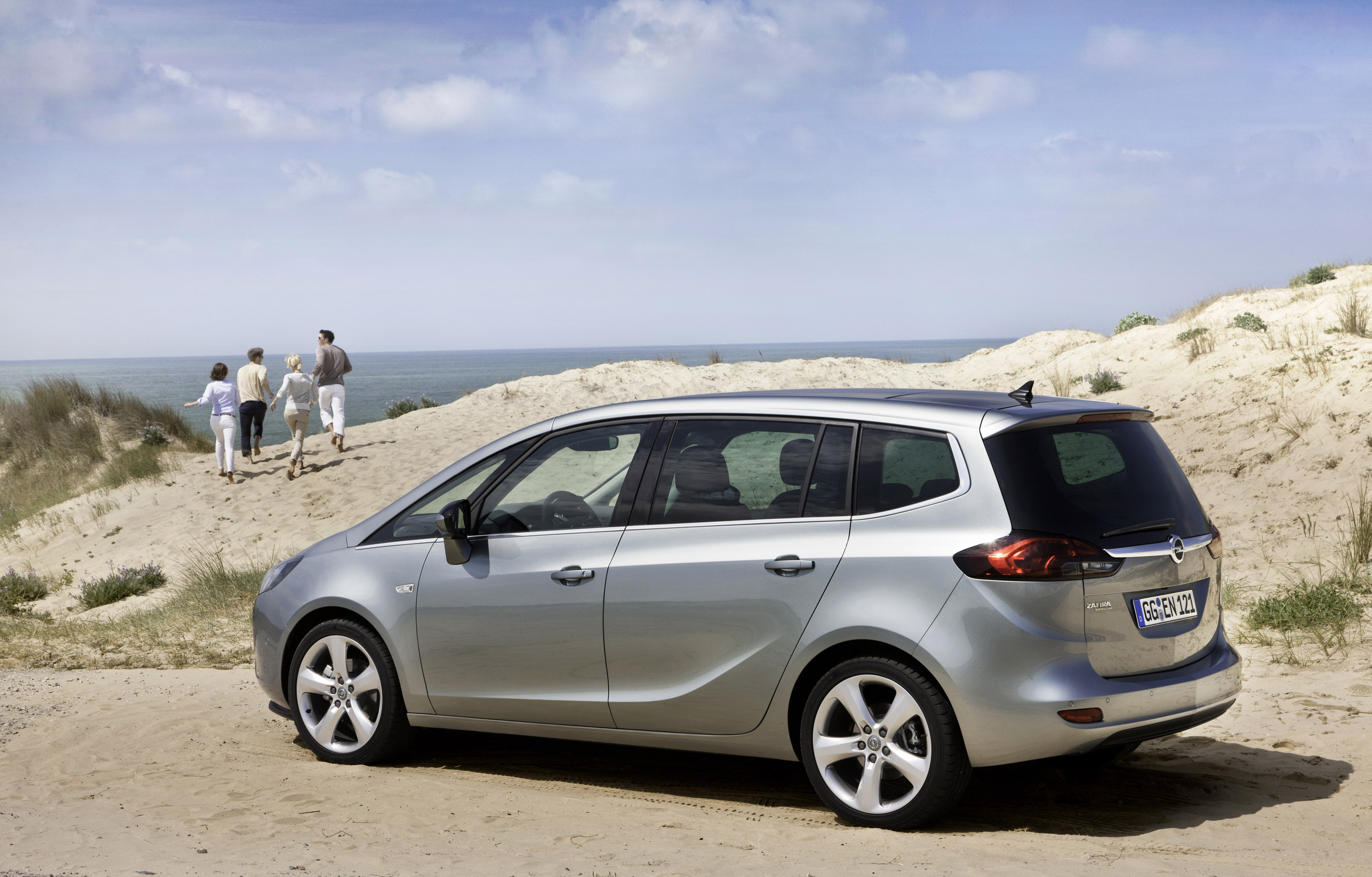 Opel Zafira Tourer photo #30