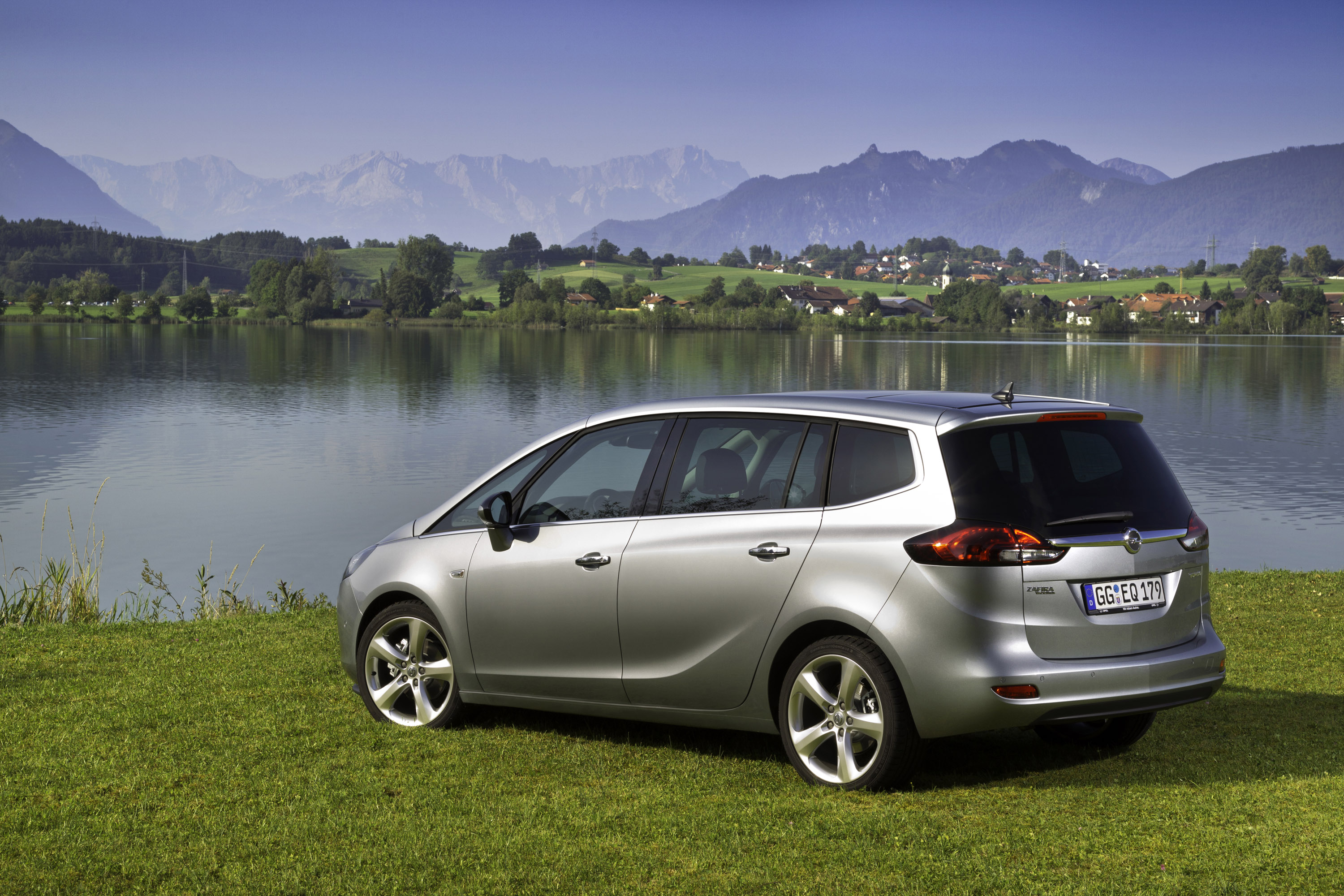 Opel Zafira Tourer photo #37