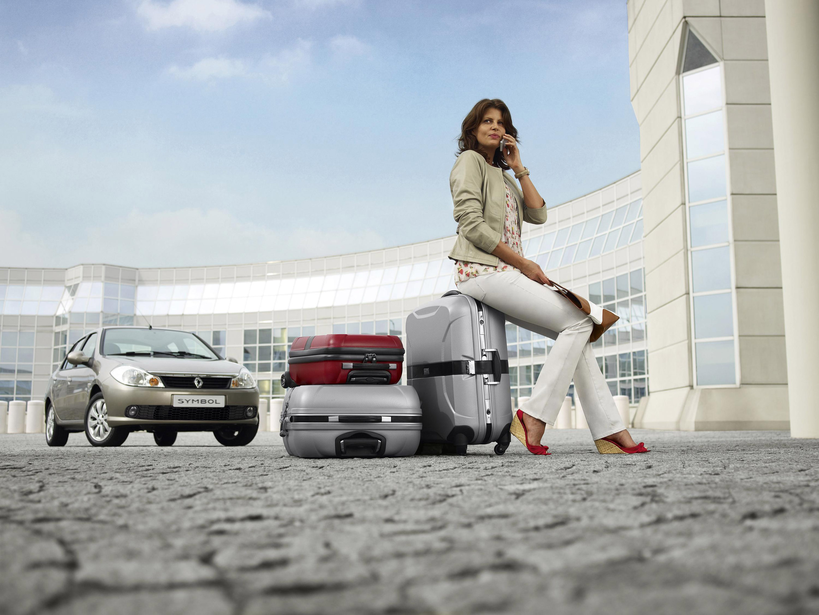 Renault Symbol photo #2