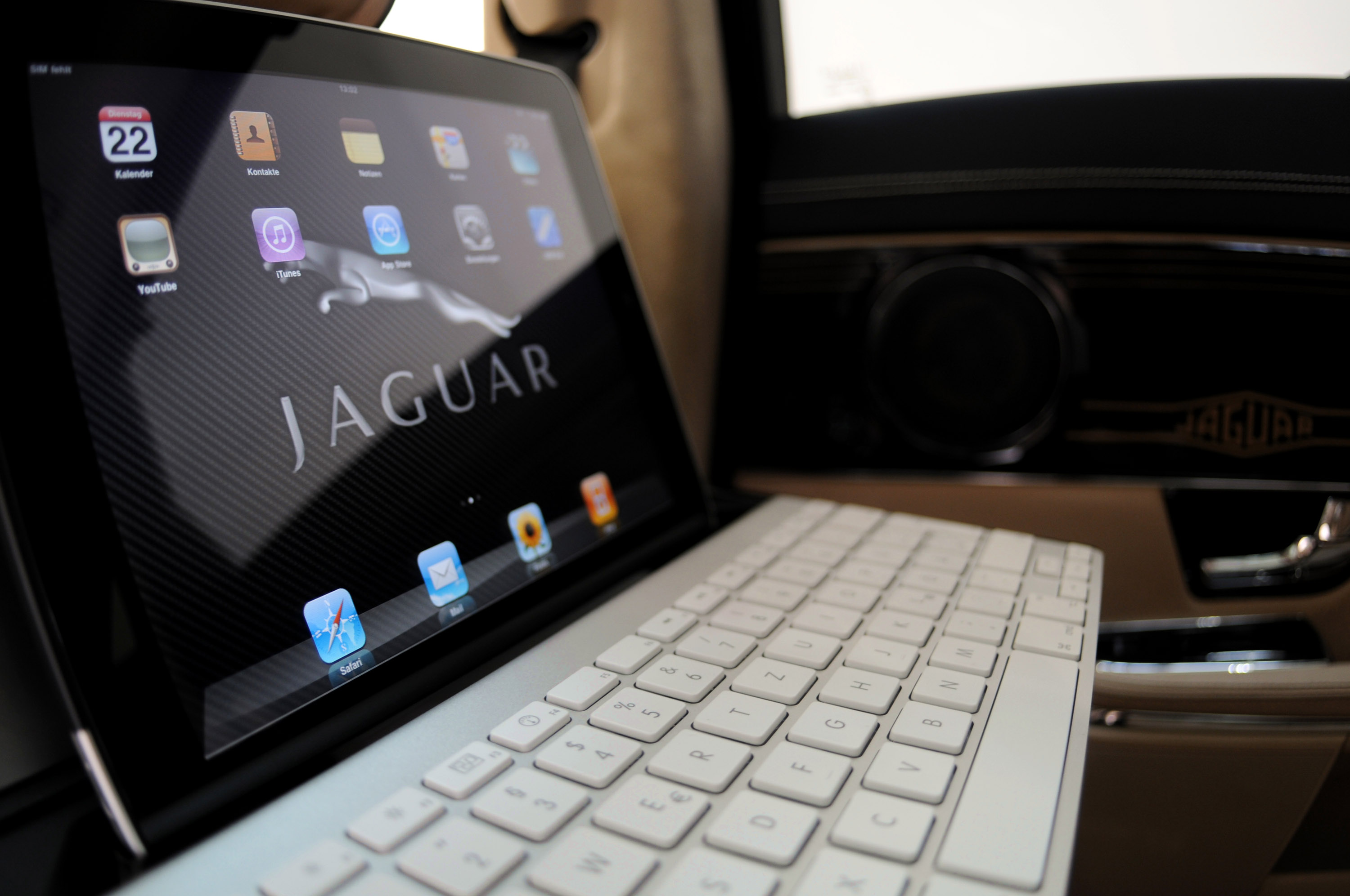 Startech Jaguar XJ Luxury Sedan photo #28