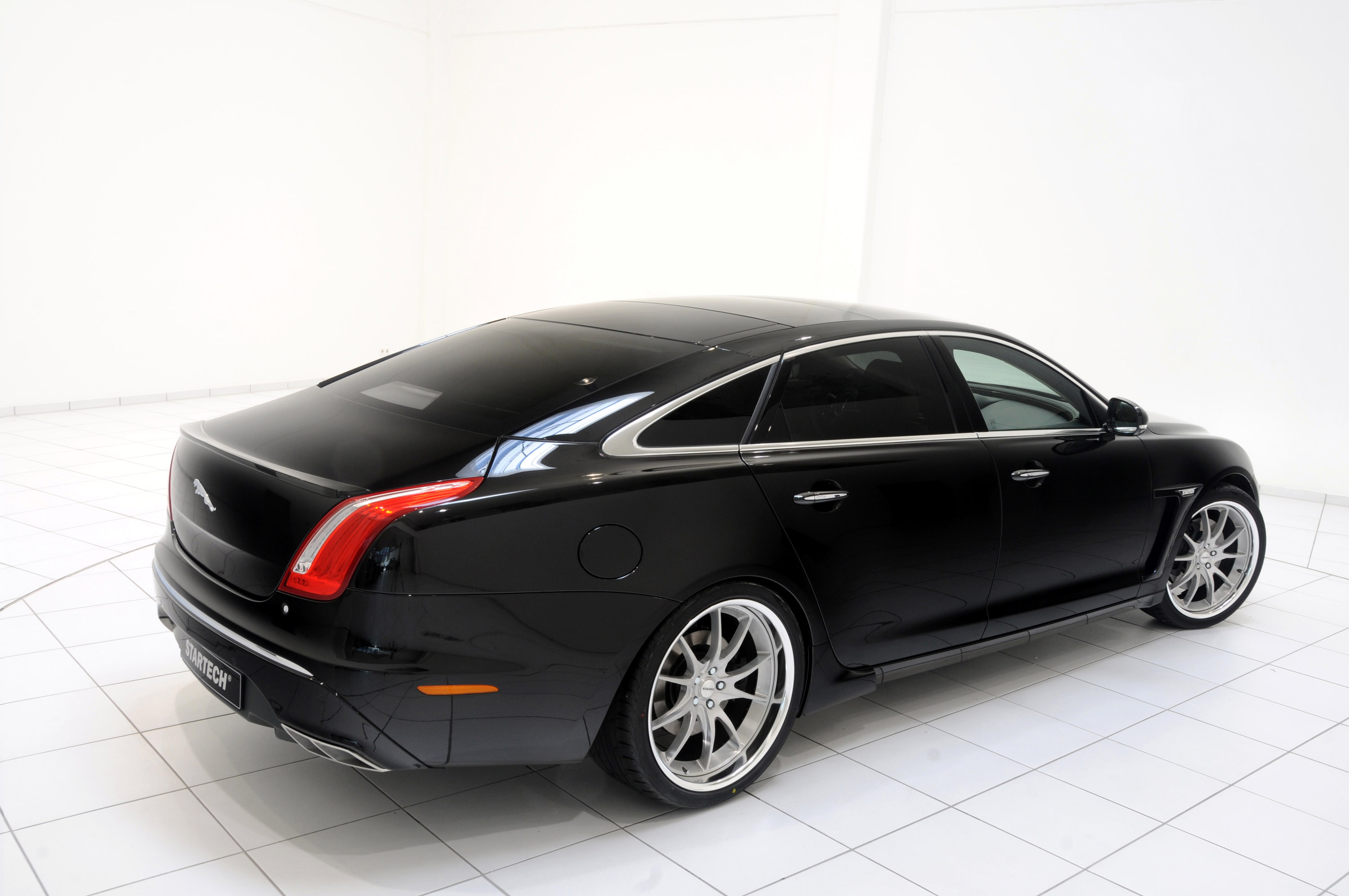 Startech Jaguar XJ Luxury Sedan photo #38