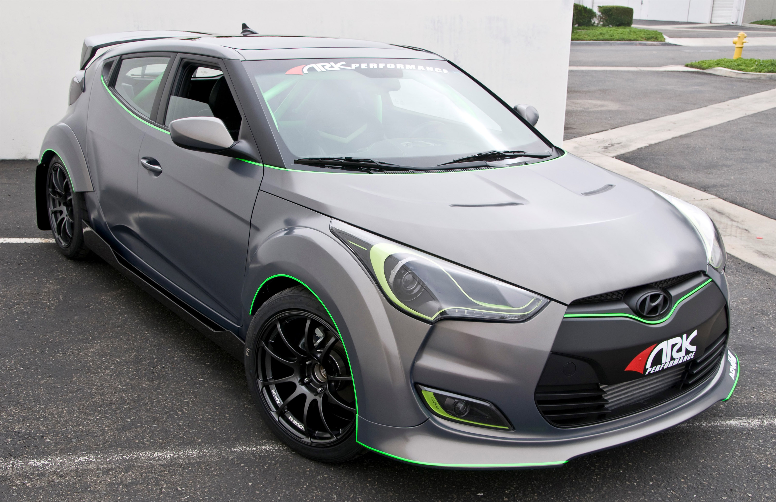 ARK Hyundai Veloster photo #2