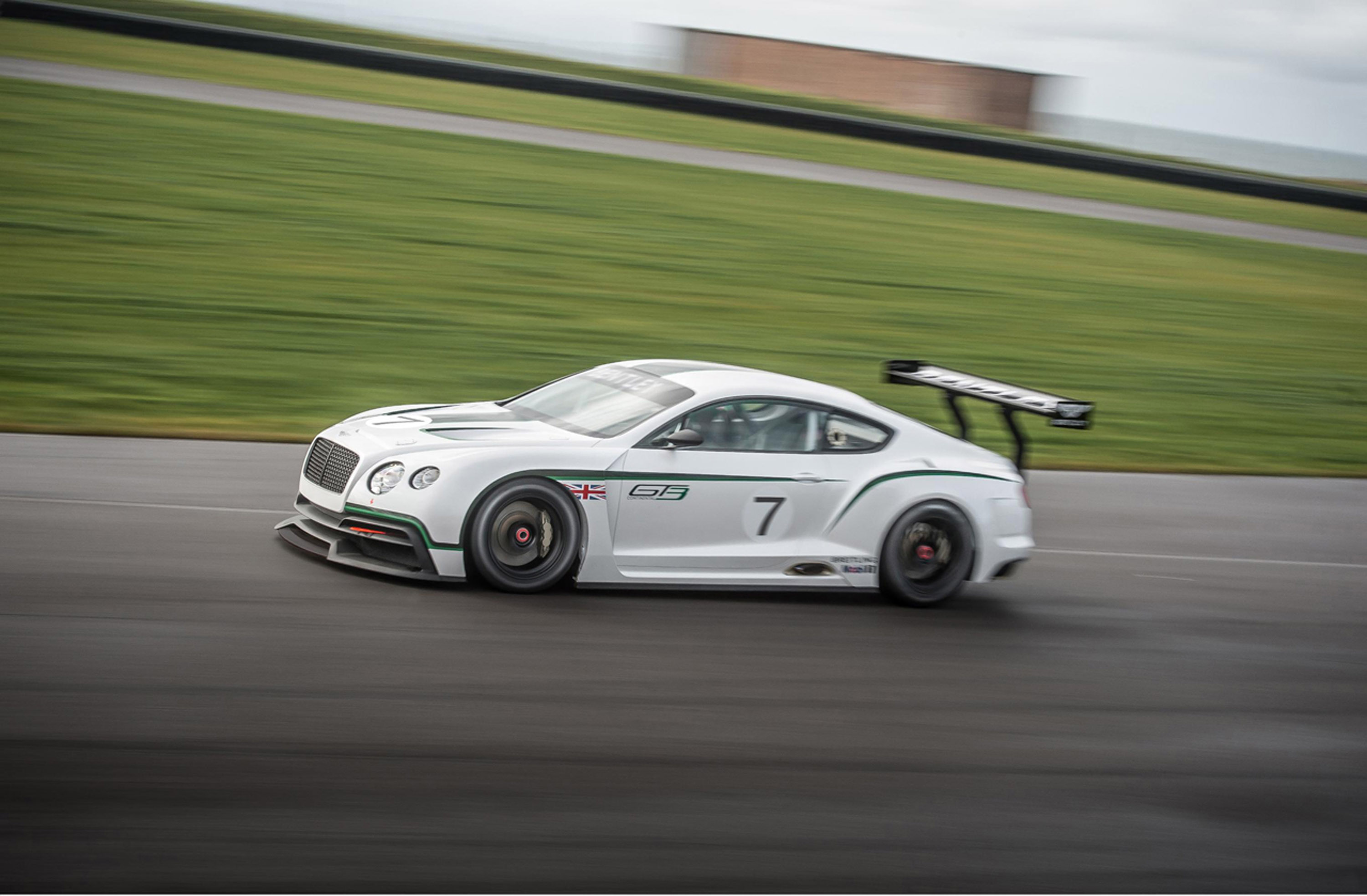 Bentley Continental GT3 Concept photo #4