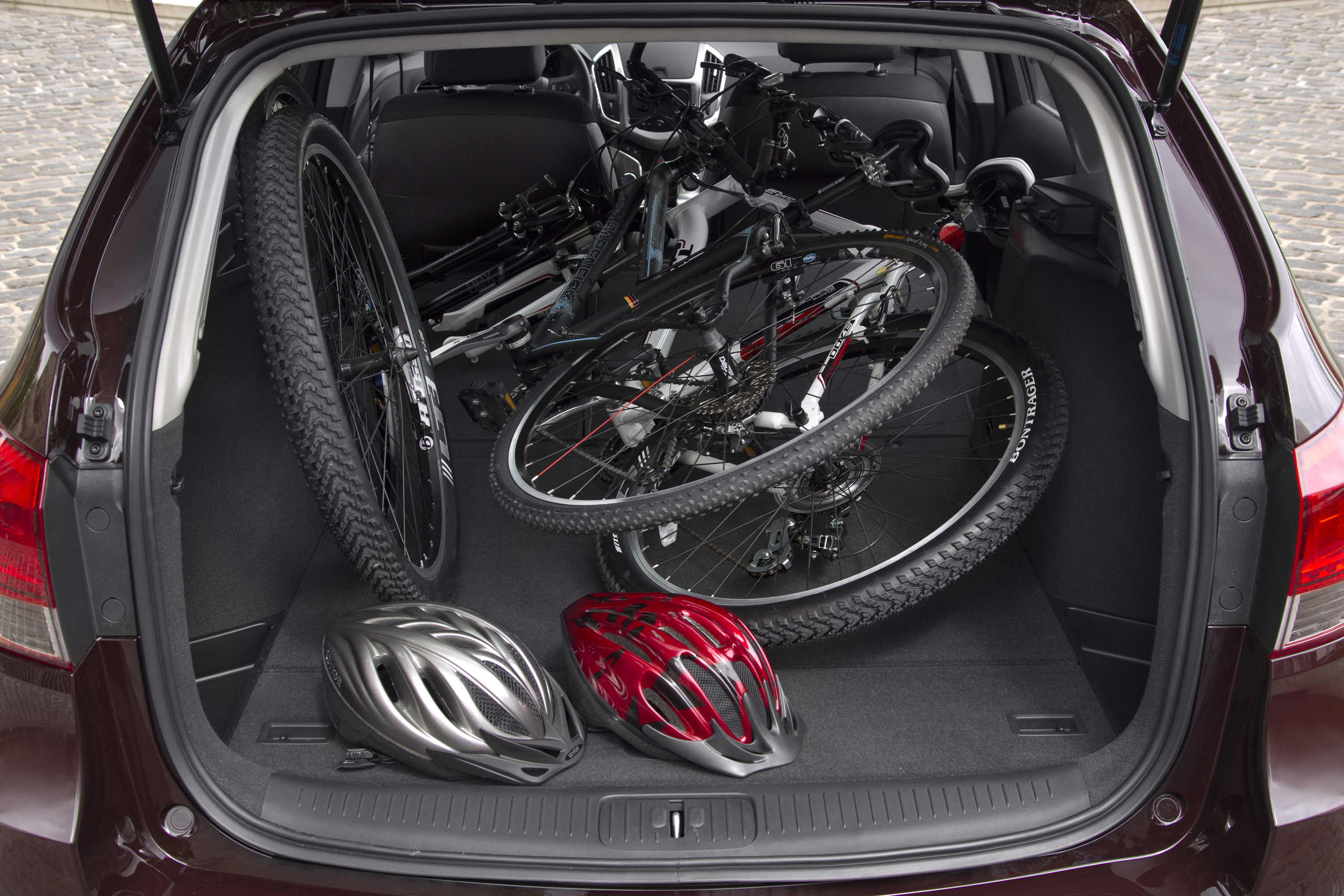 Chevrolet Cruze Wagon photo #47