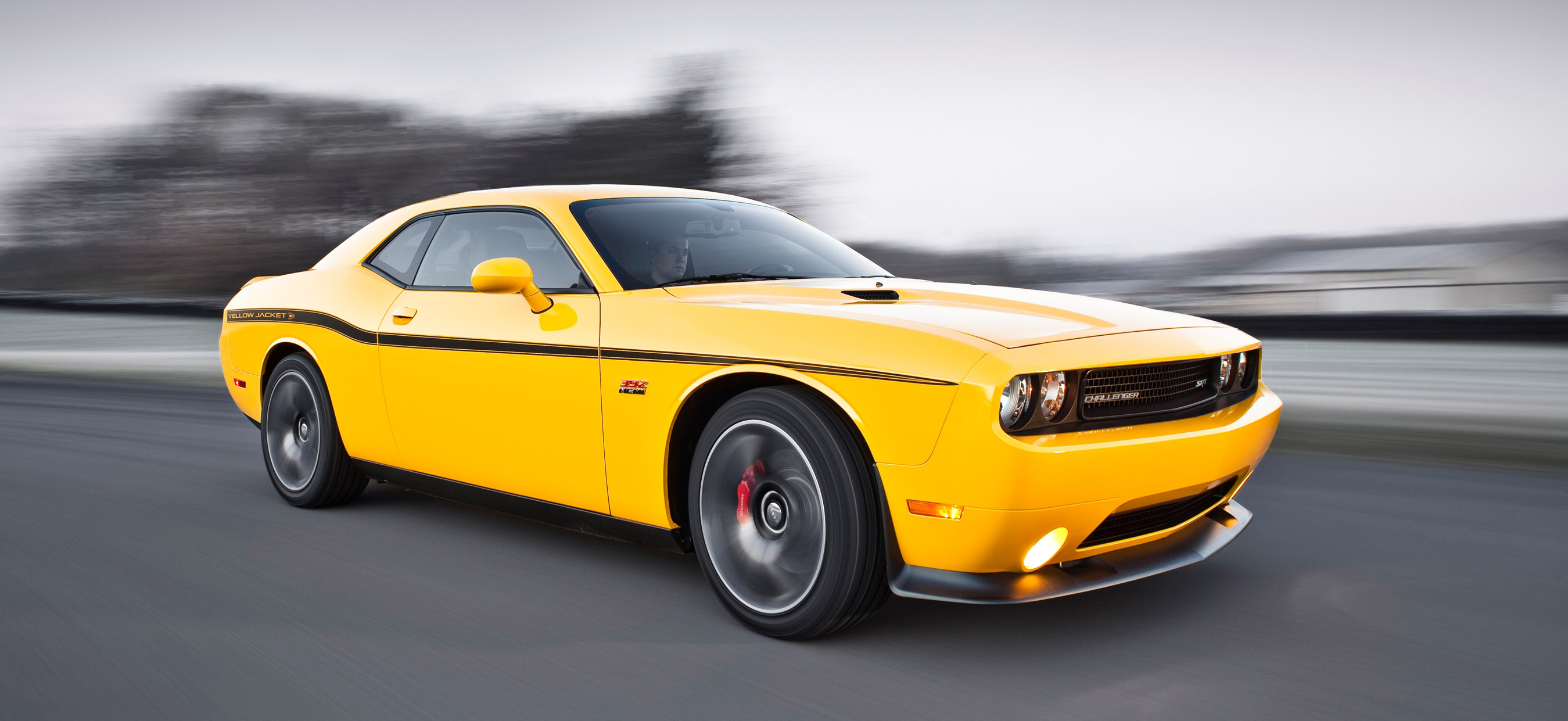 Dodge Challenger SRT8 392 Yellow Jacket photo #3