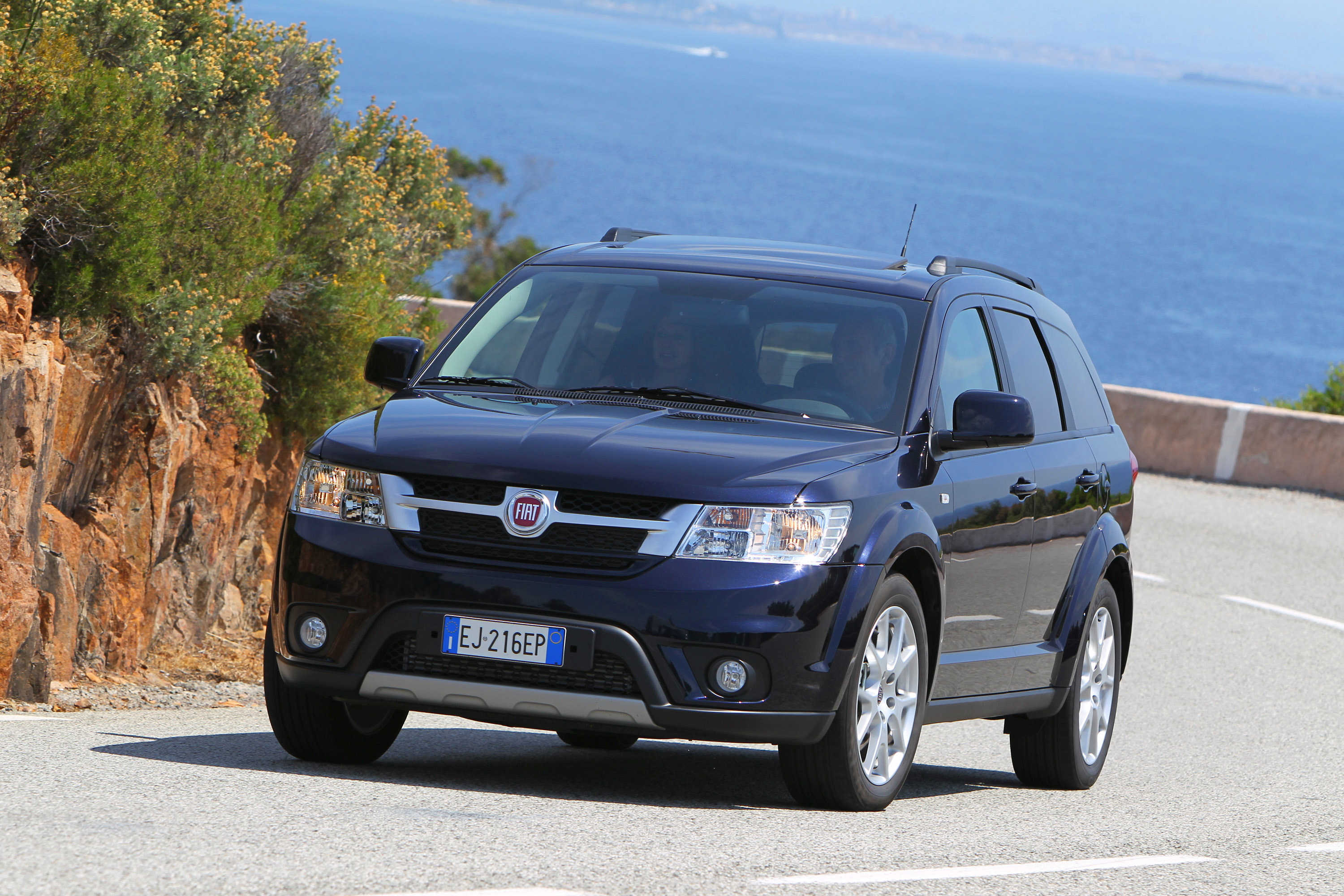 Fiat Freemont photo #17