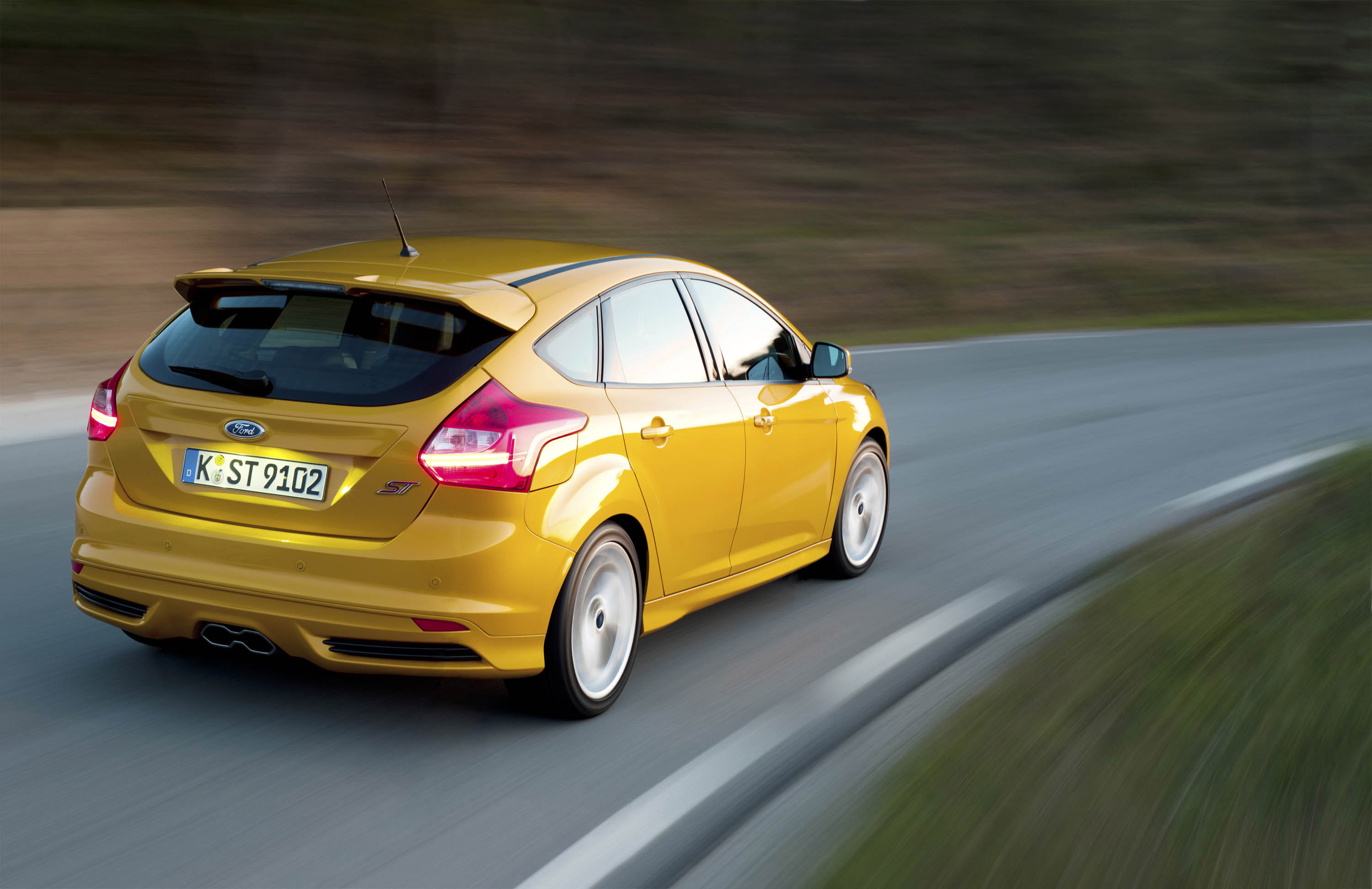 Ford Focus ST photo #15