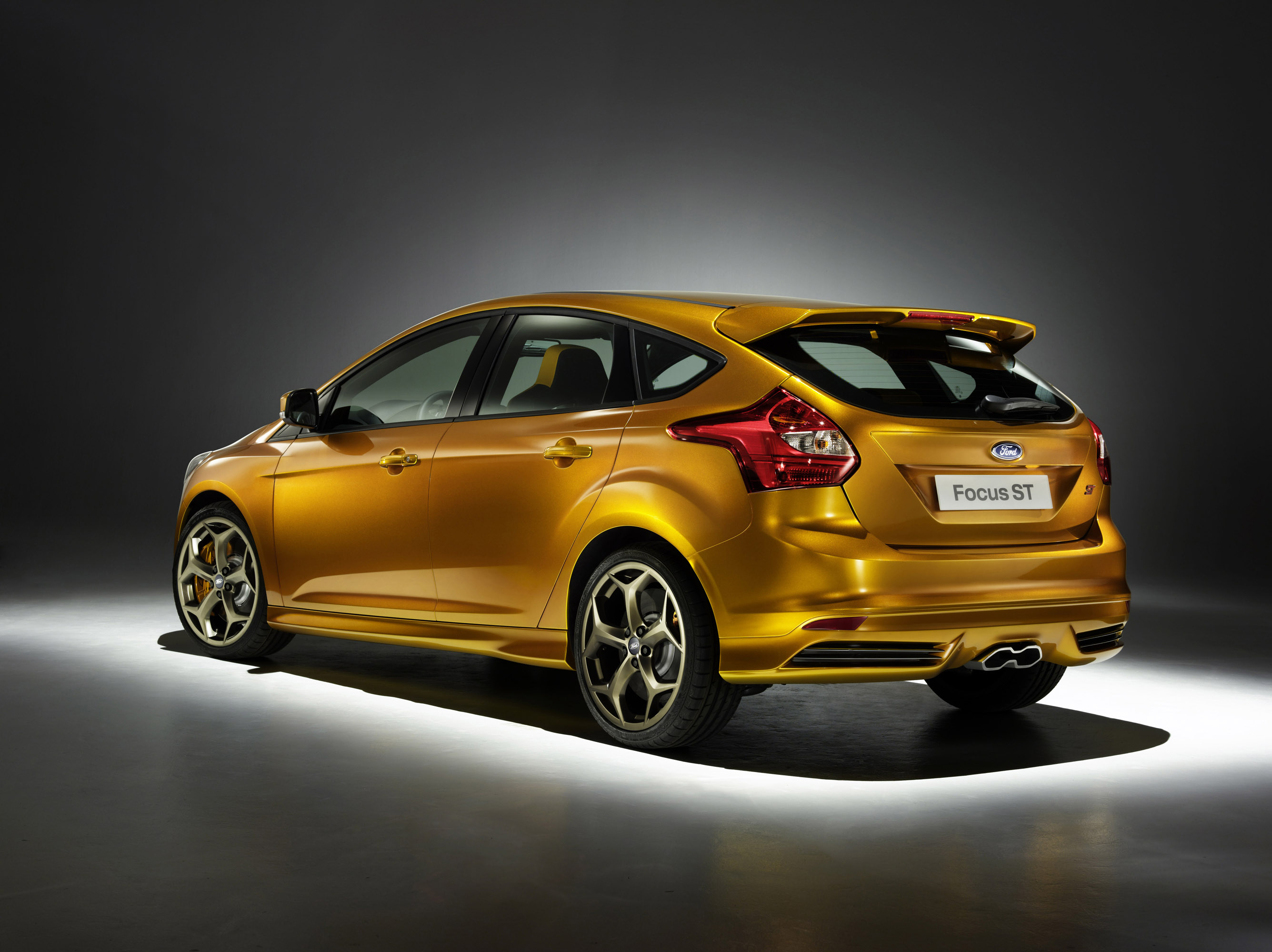 Ford Focus ST photo #16
