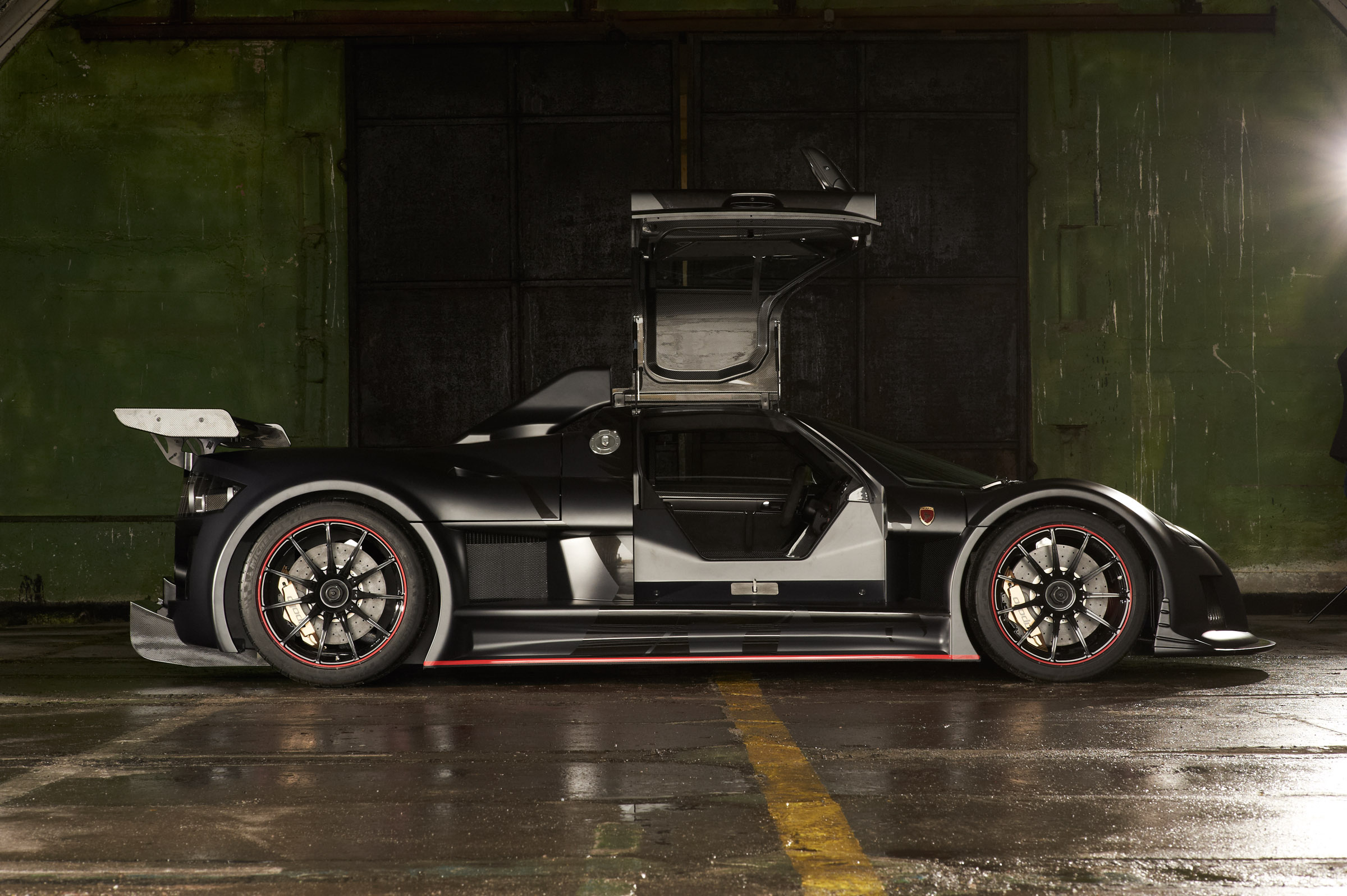 Gumpert Apollo Enraged photo #3