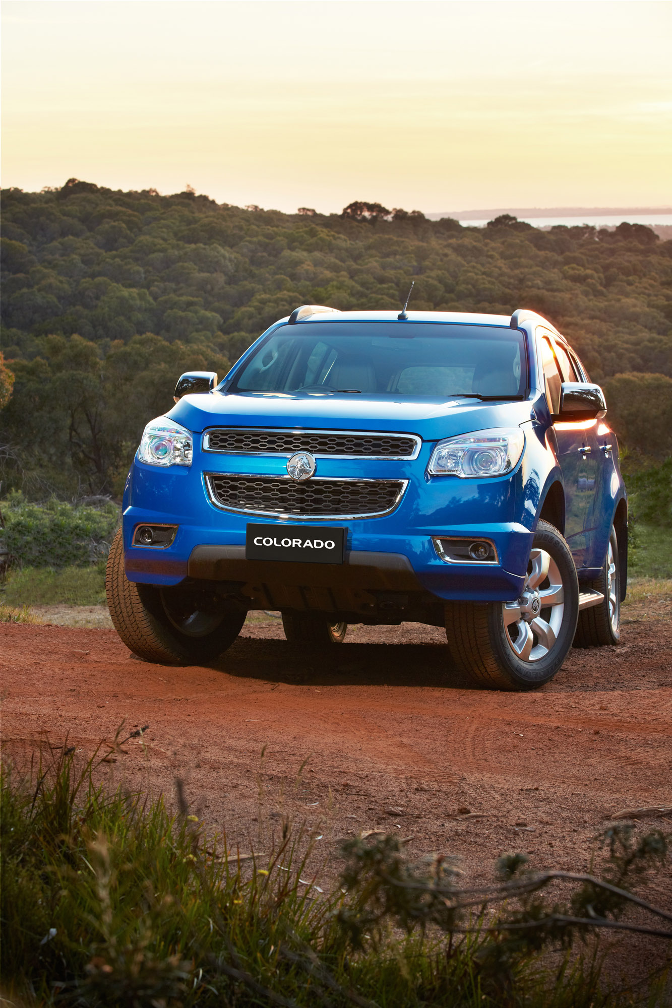 Holden Colorado 7 SUV photo #18