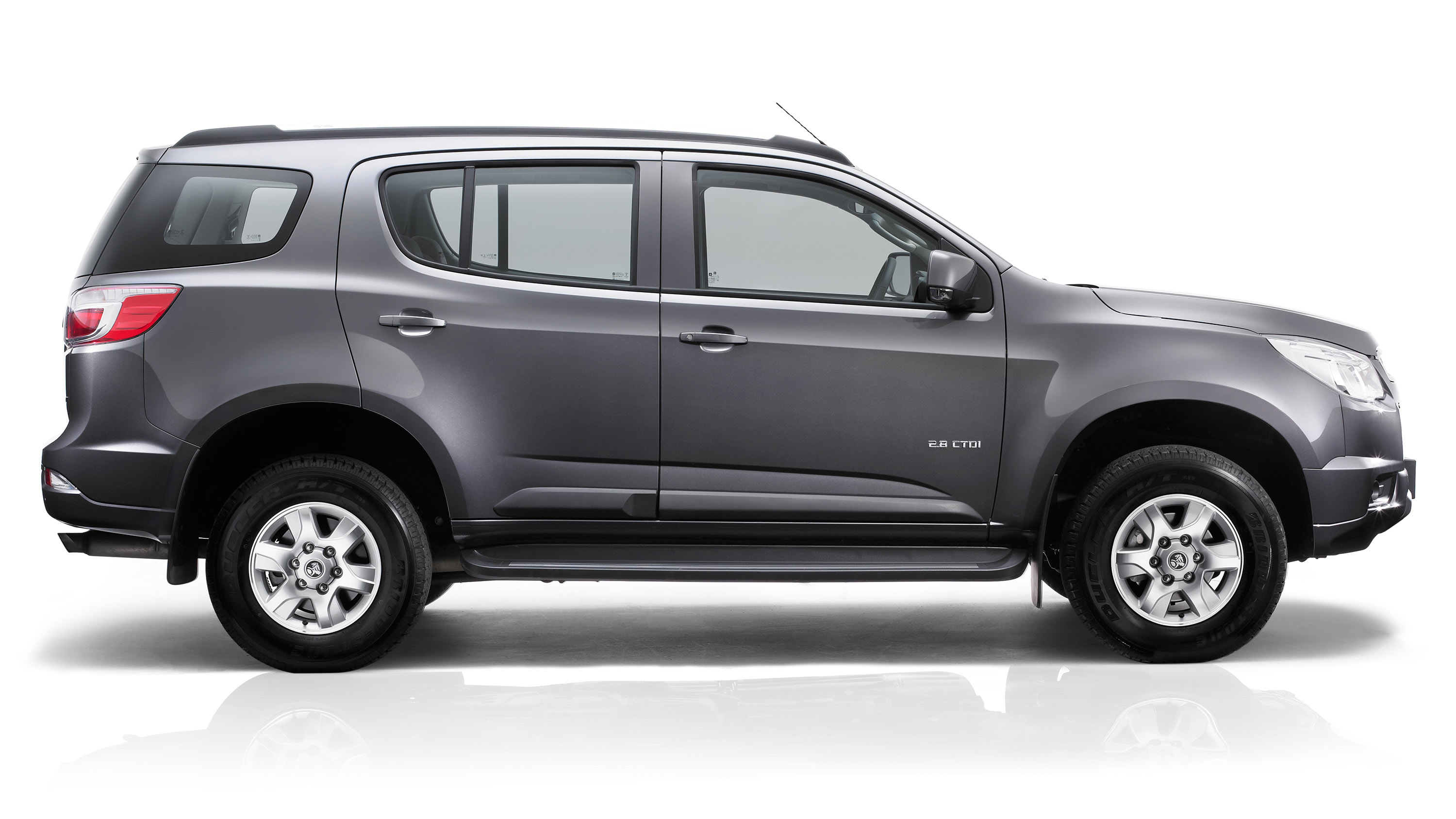 Holden Colorado 7 SUV photo #21