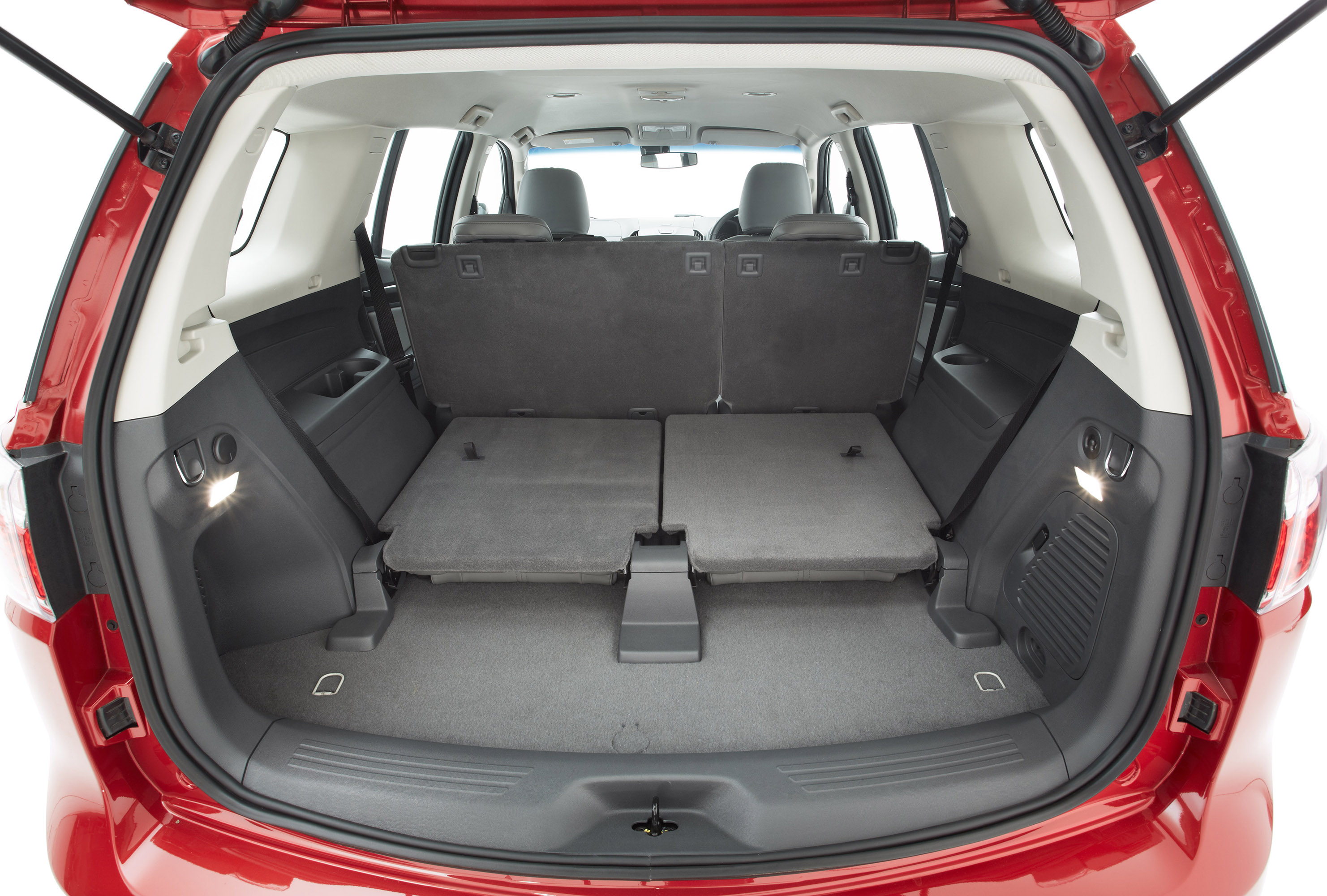 Holden Colorado 7 SUV photo #27