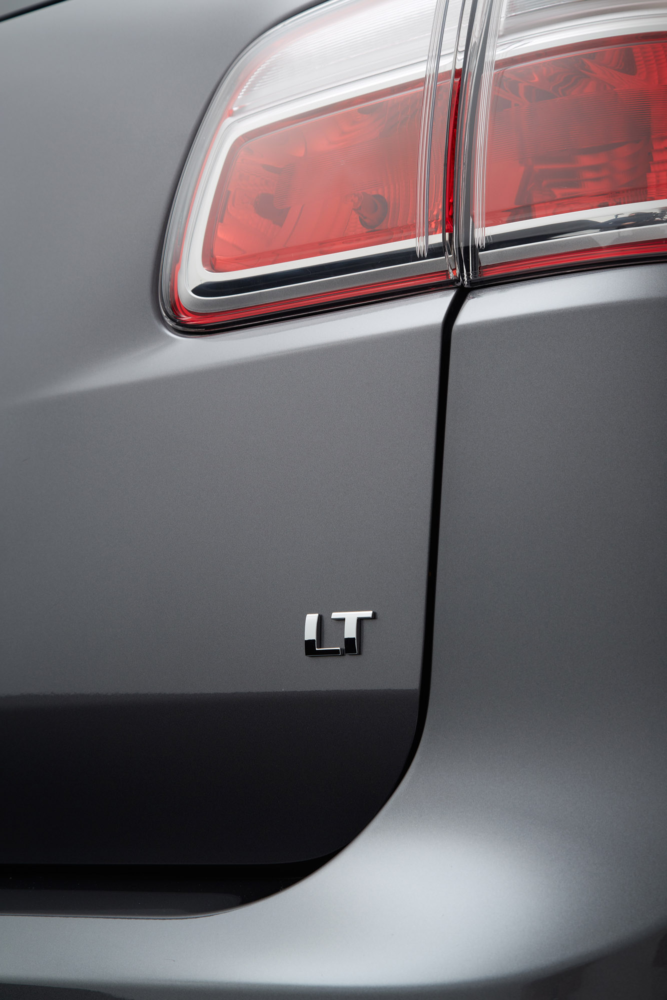 Holden Colorado 7 SUV photo #32