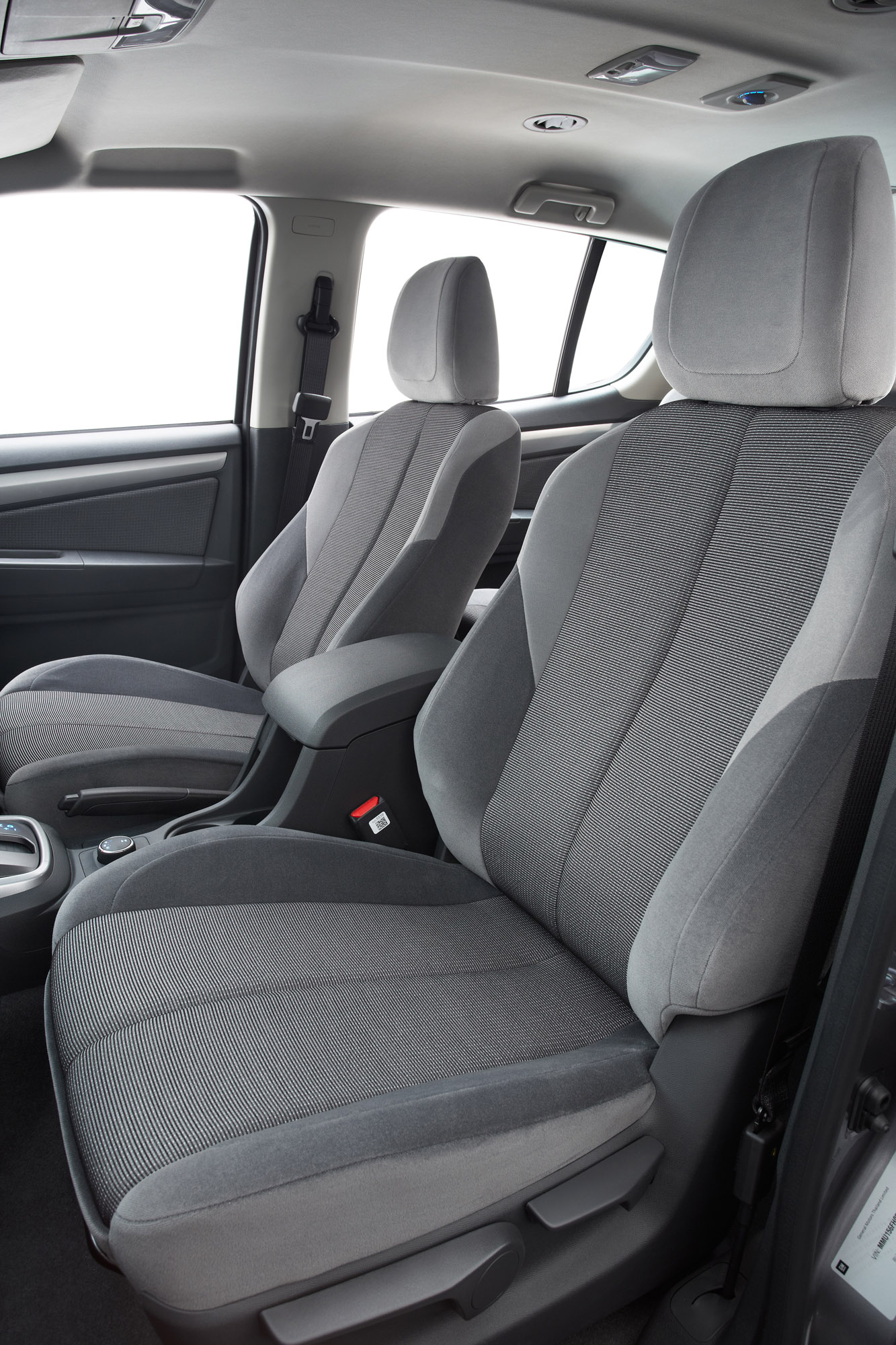 Holden Colorado 7 SUV photo #38