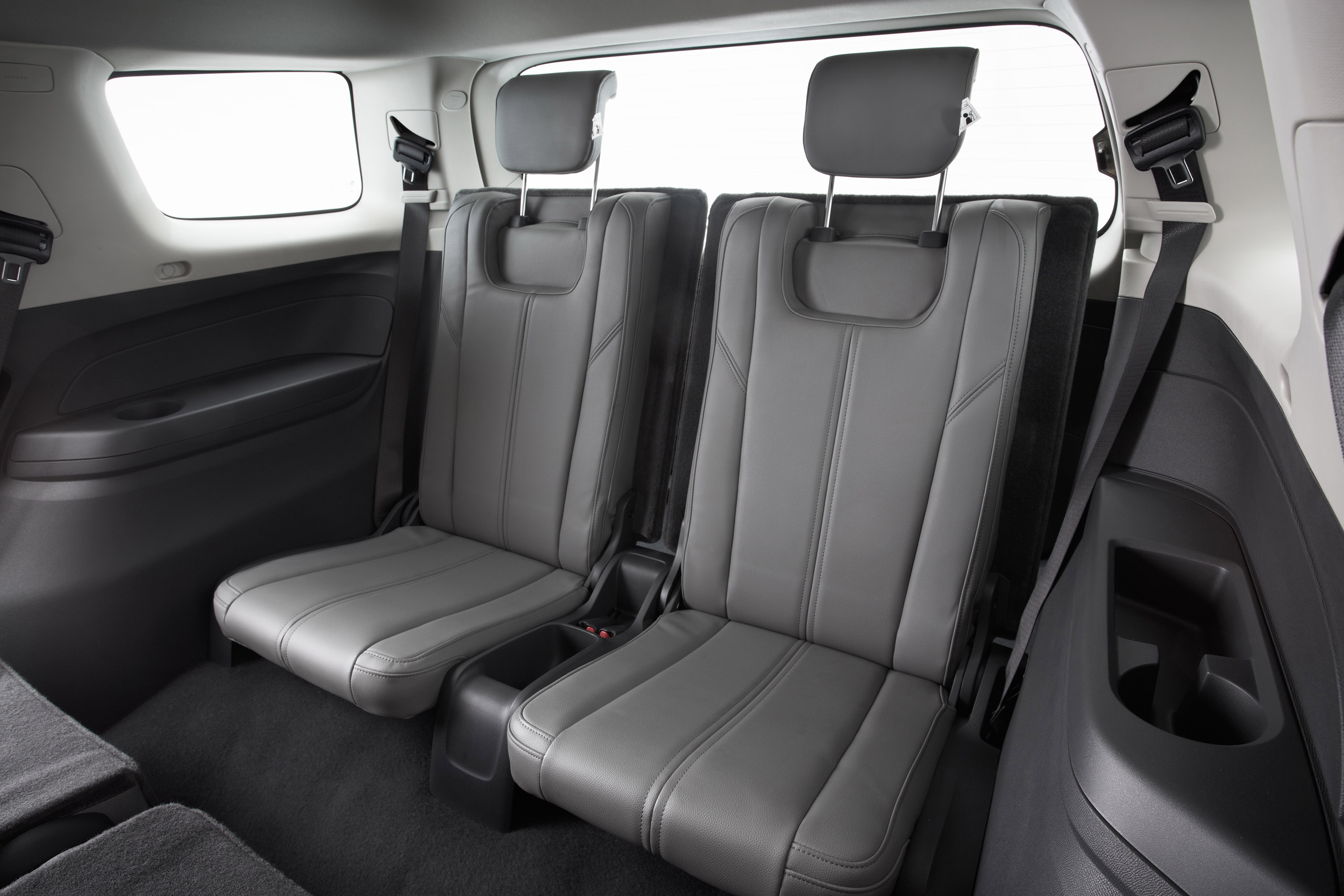Holden Colorado 7 SUV photo #39