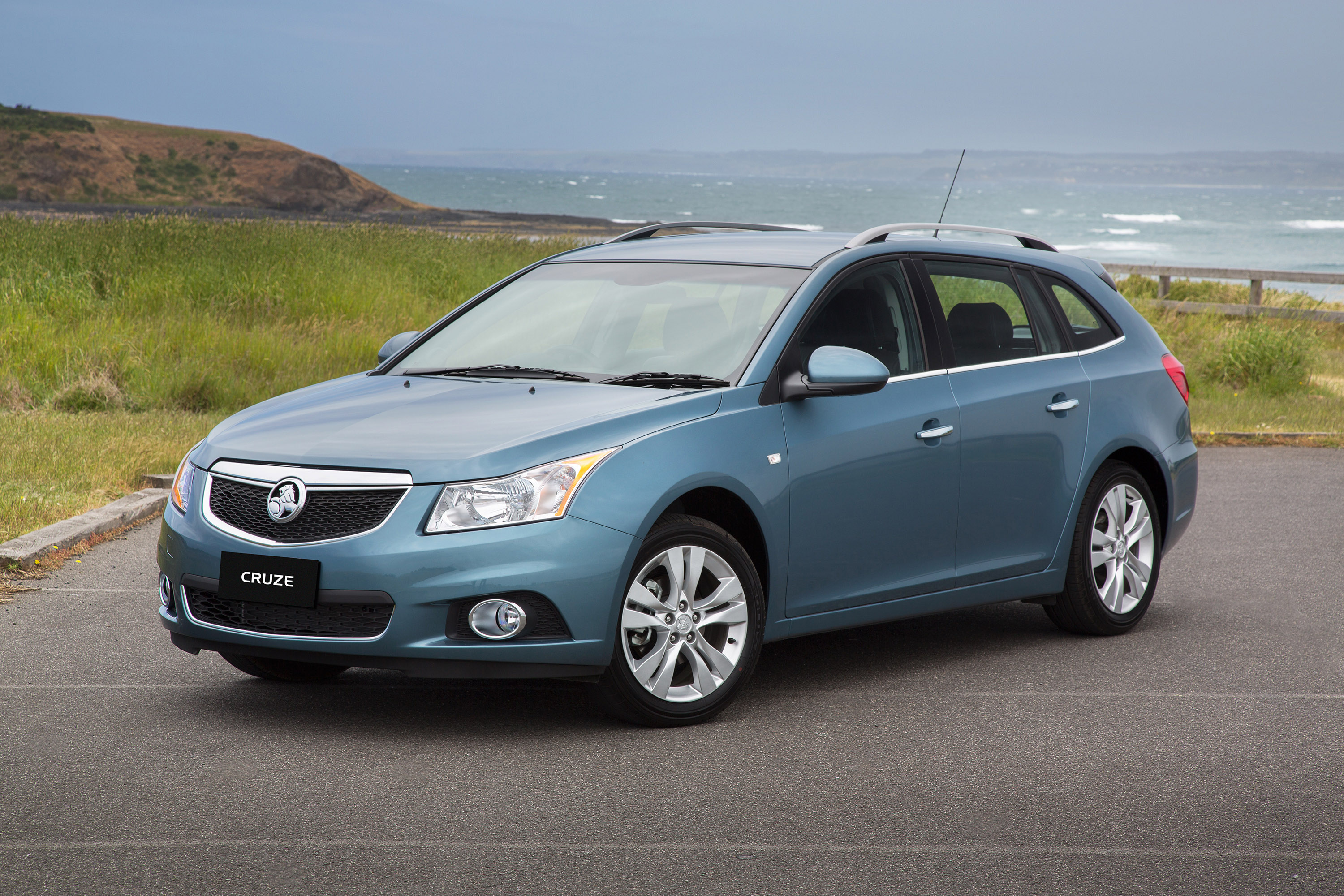 Holden Cruze Sportwagon photo #1