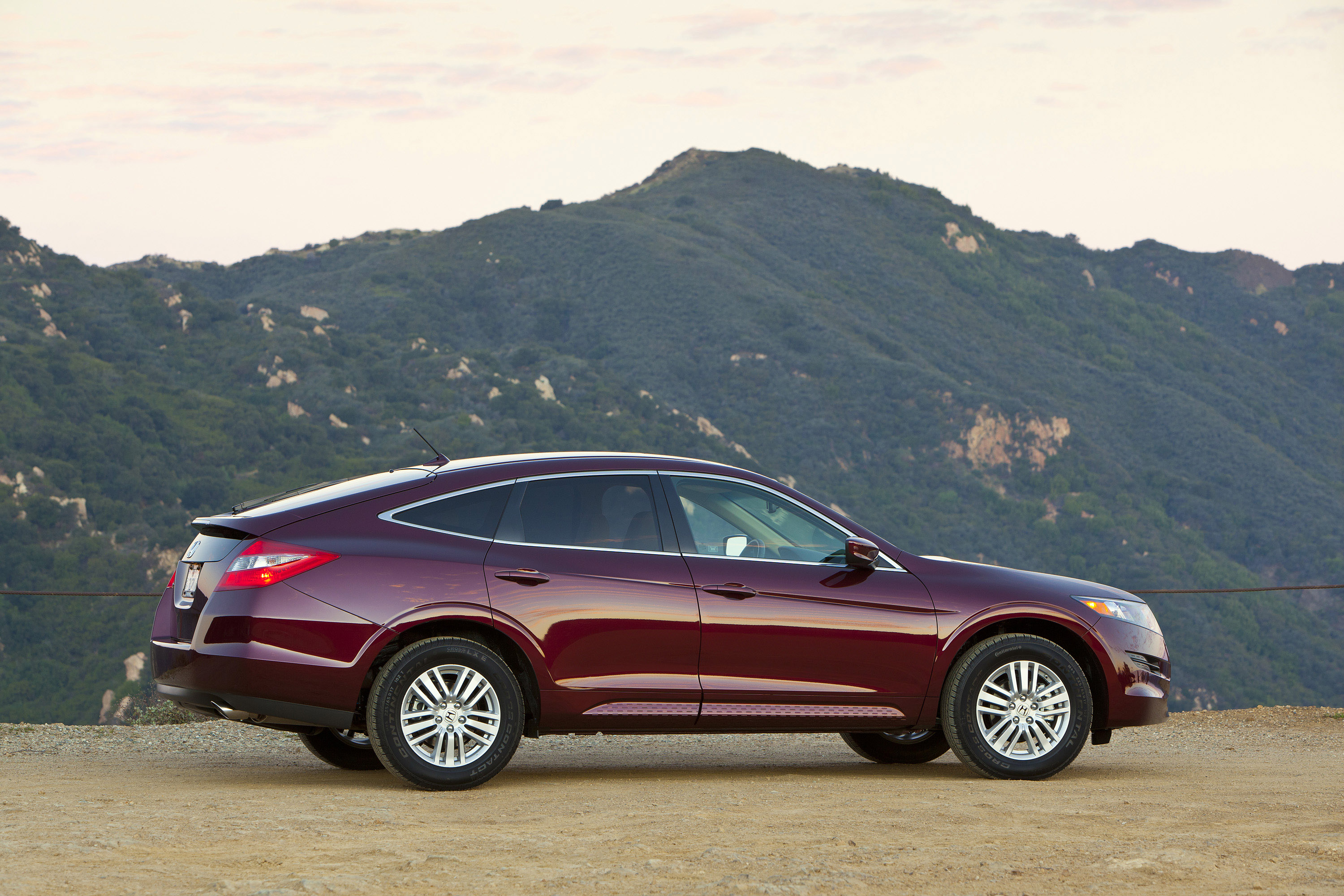 Honda Crosstour photo #25