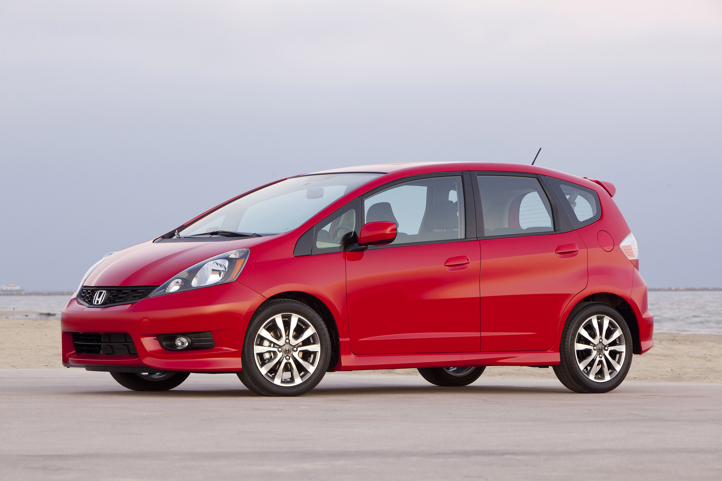 Хонда фит ру. Honda Fit 2012. Honda Jazz/Fit 2012. Honda Fit 2012г. Honda Fit 2 Sport.