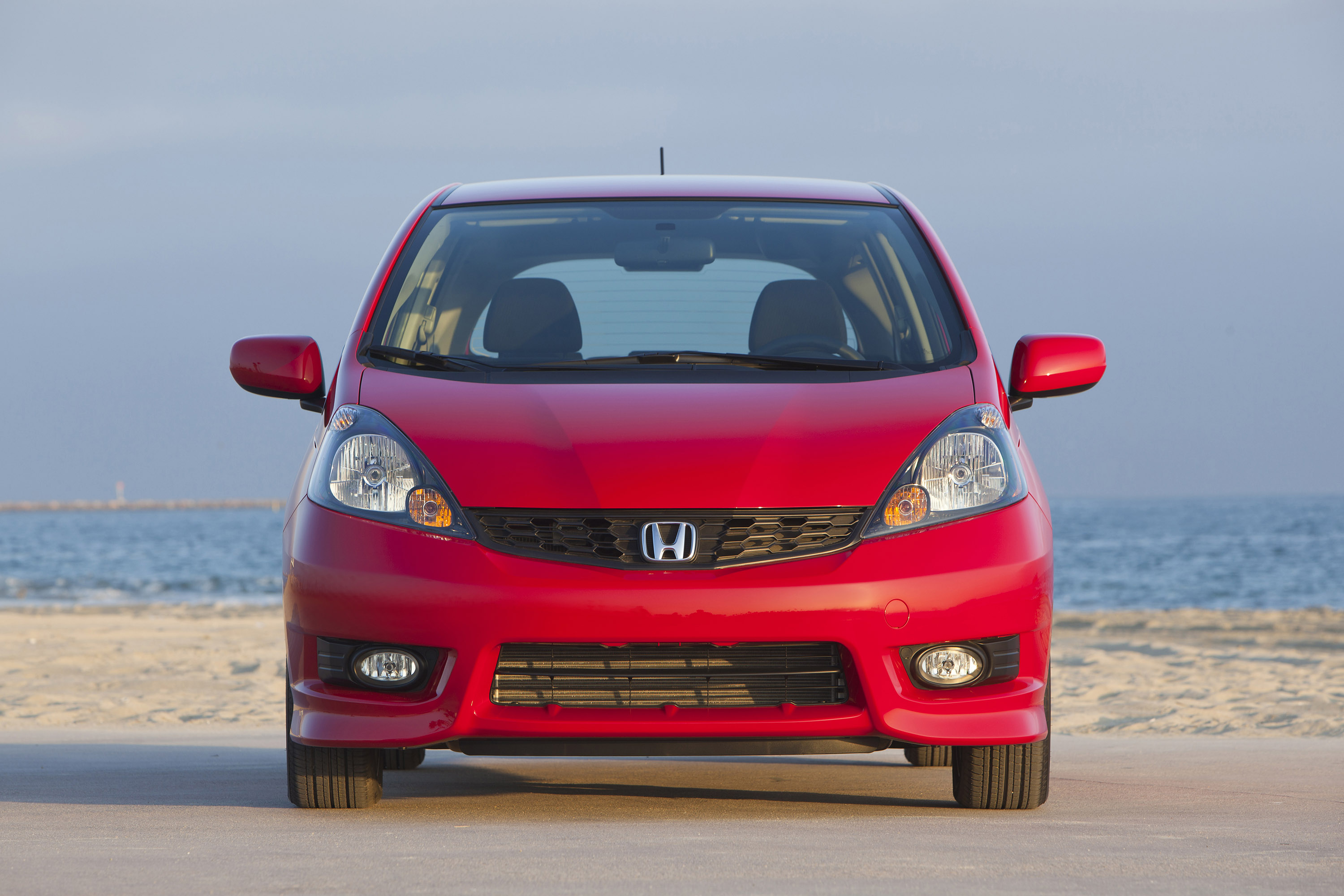 Www honda ru. Honda Fit 2. Honda Fit 2012. Honda Fit Sport 2012. Honda Fit 1 поколение.