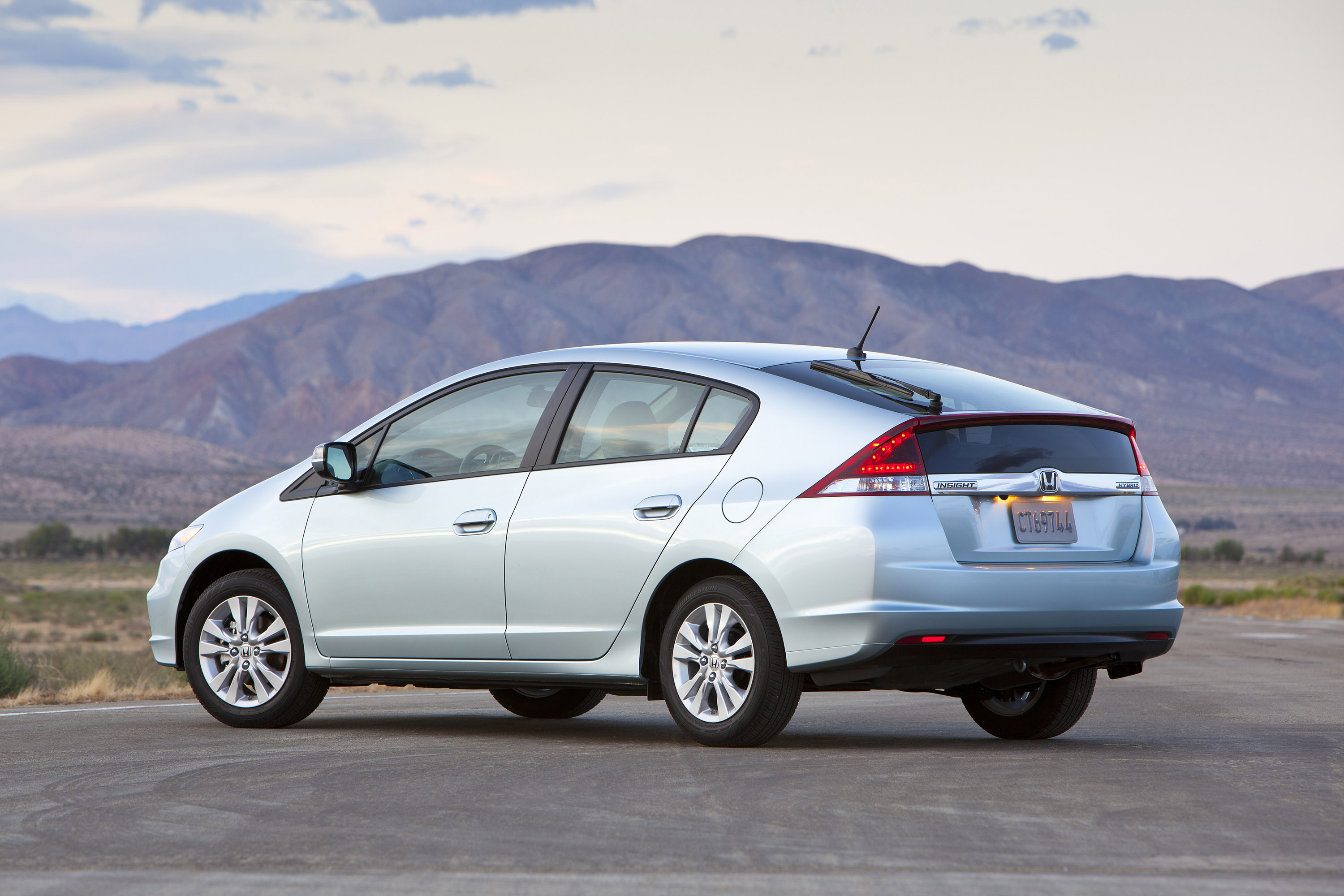 Honda Insight photo #16