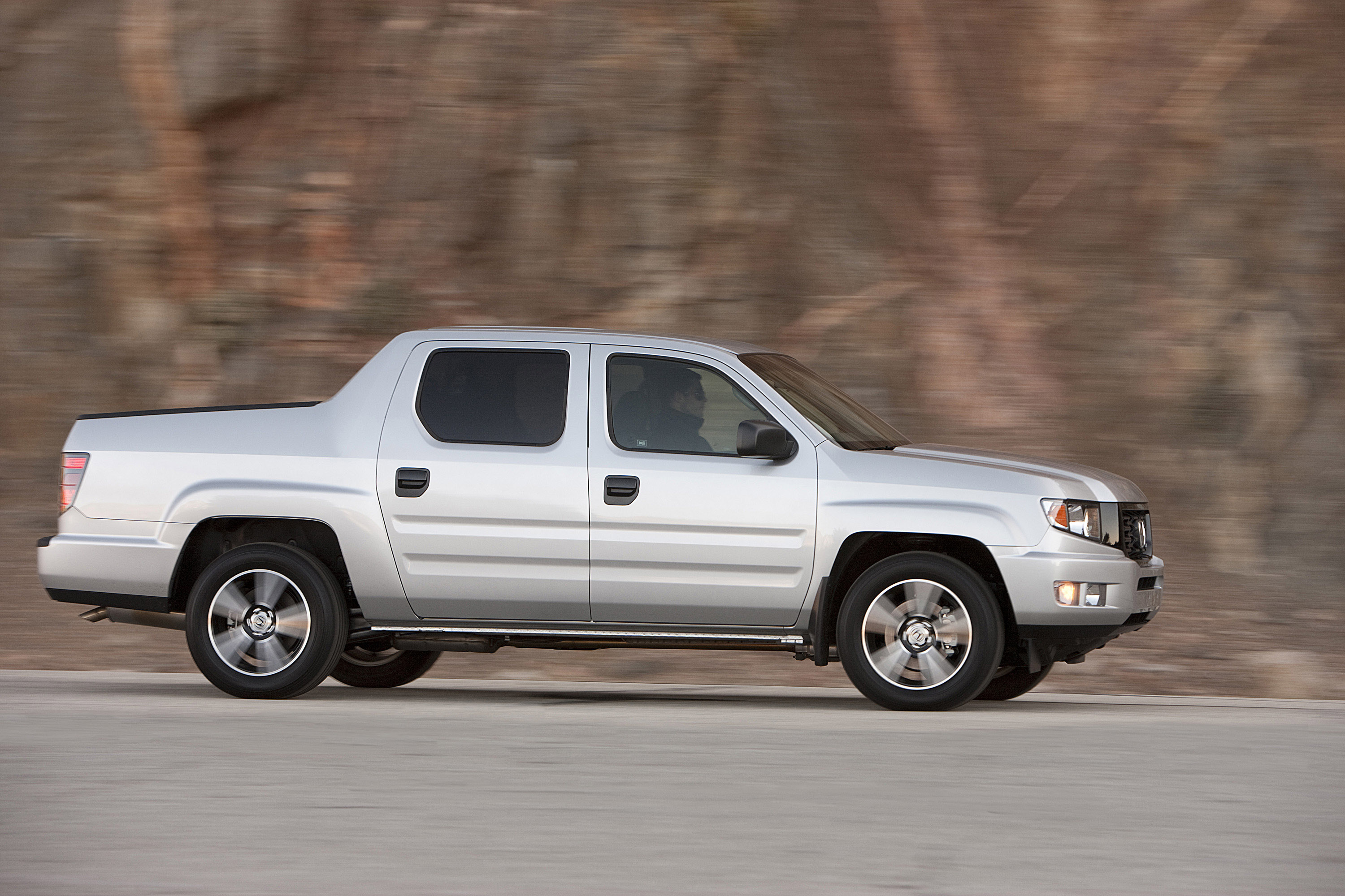 Honda Ridgeline Sport photo #20