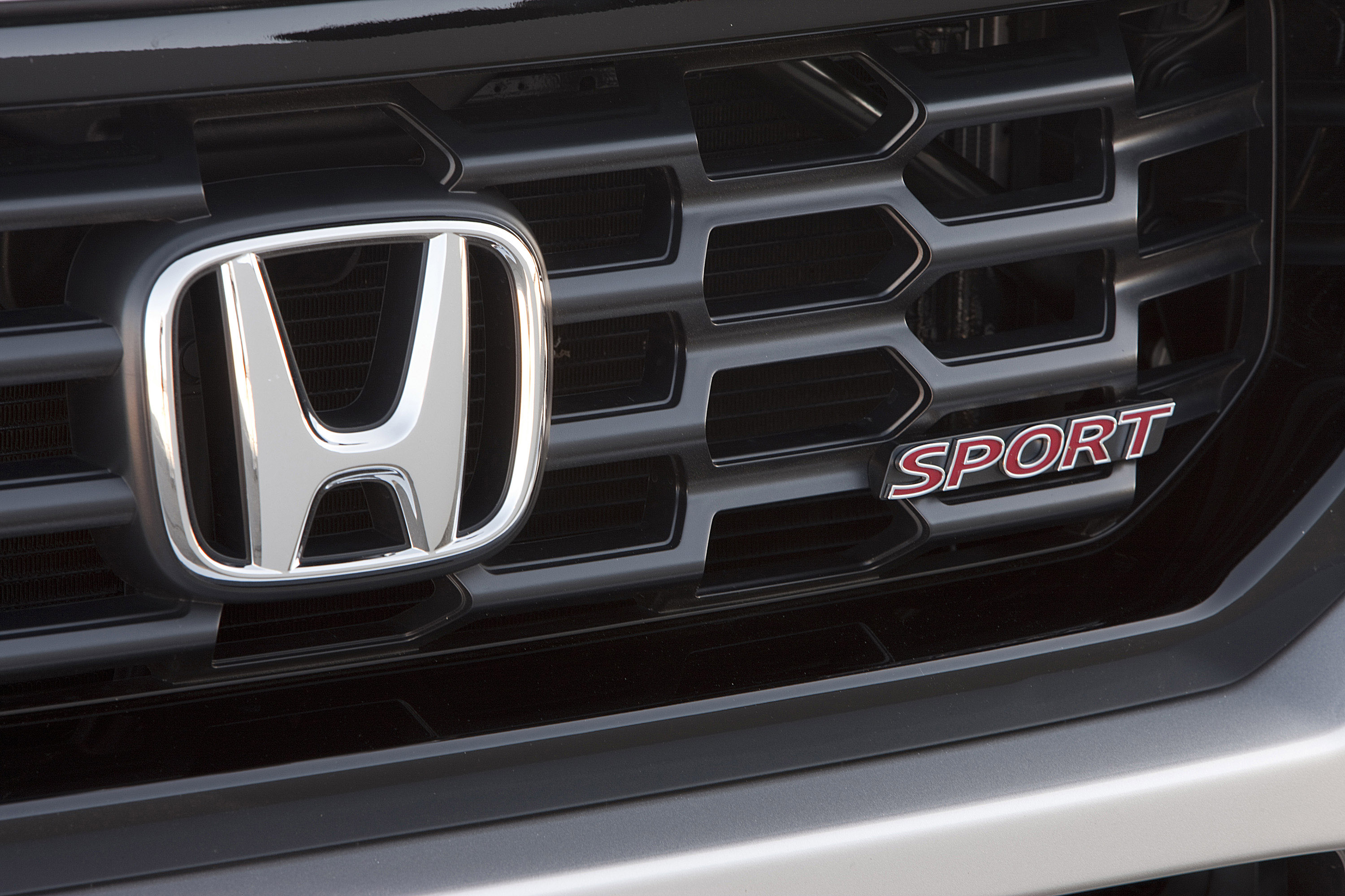 Honda Ridgeline Sport photo #31