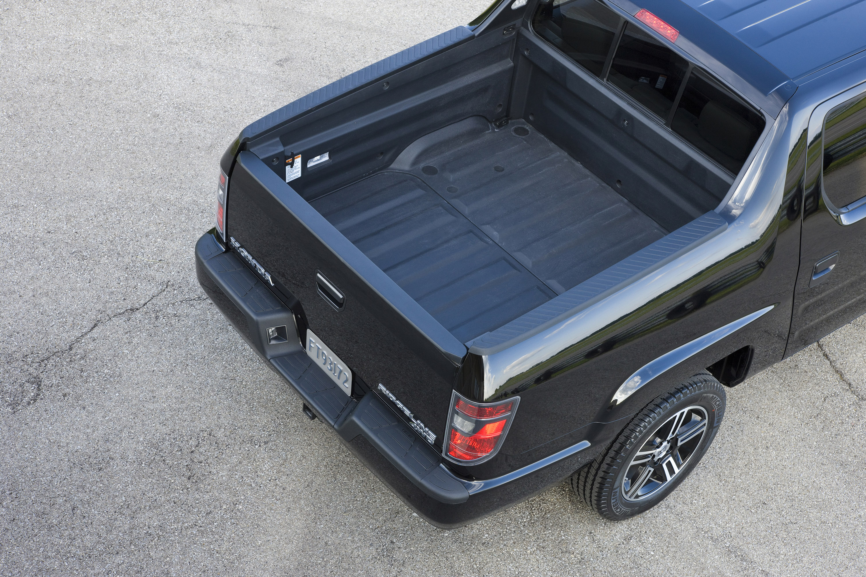 Honda Ridgeline Sport photo #32