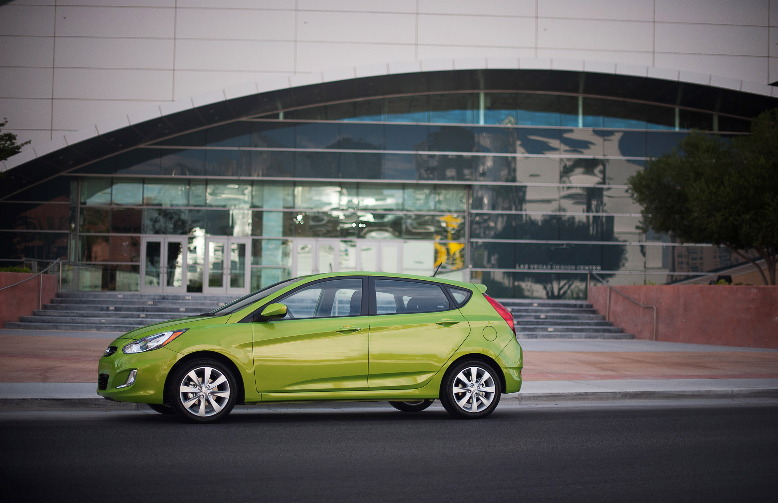 Hyundai Accent photo #28