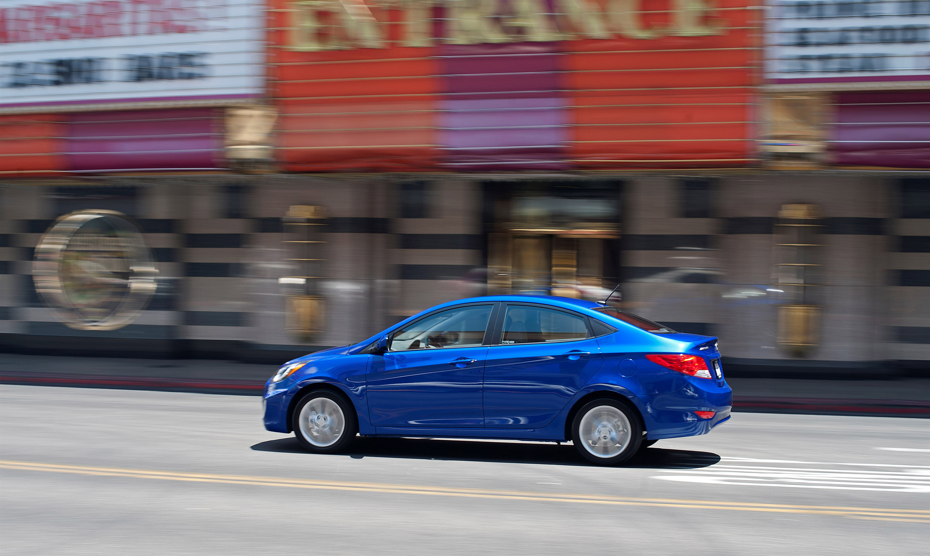 Hyundai Accent photo #30