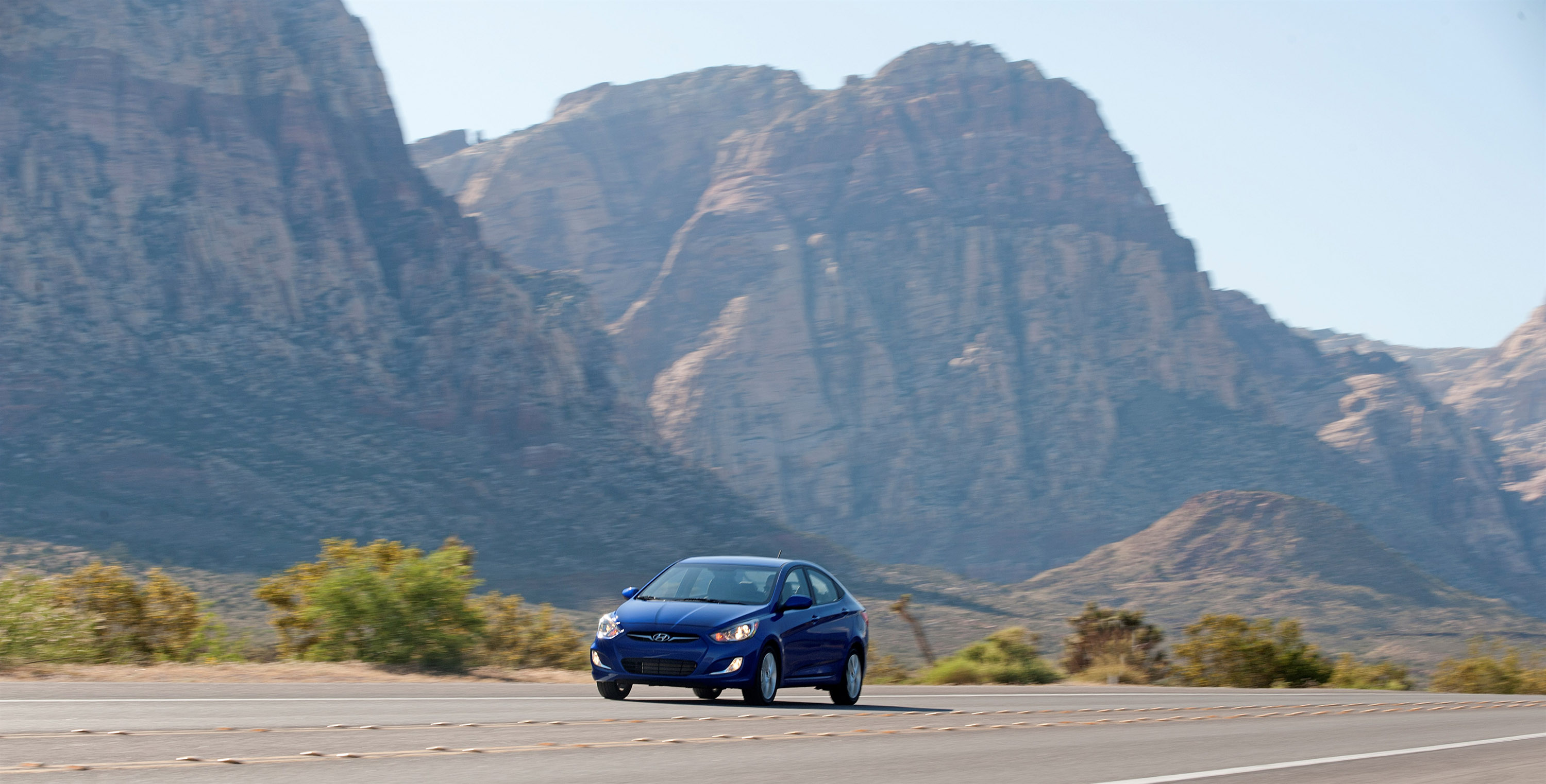 Hyundai Accent photo #38