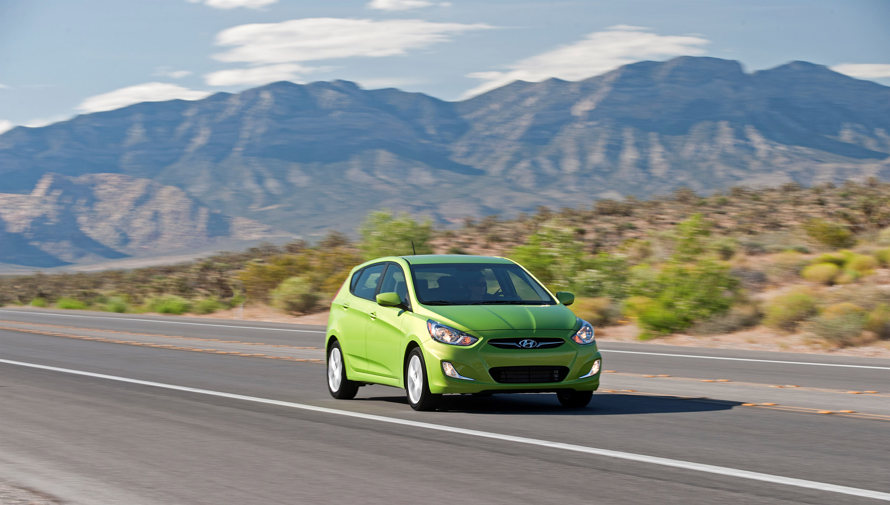 Hyundai Accent photo #39