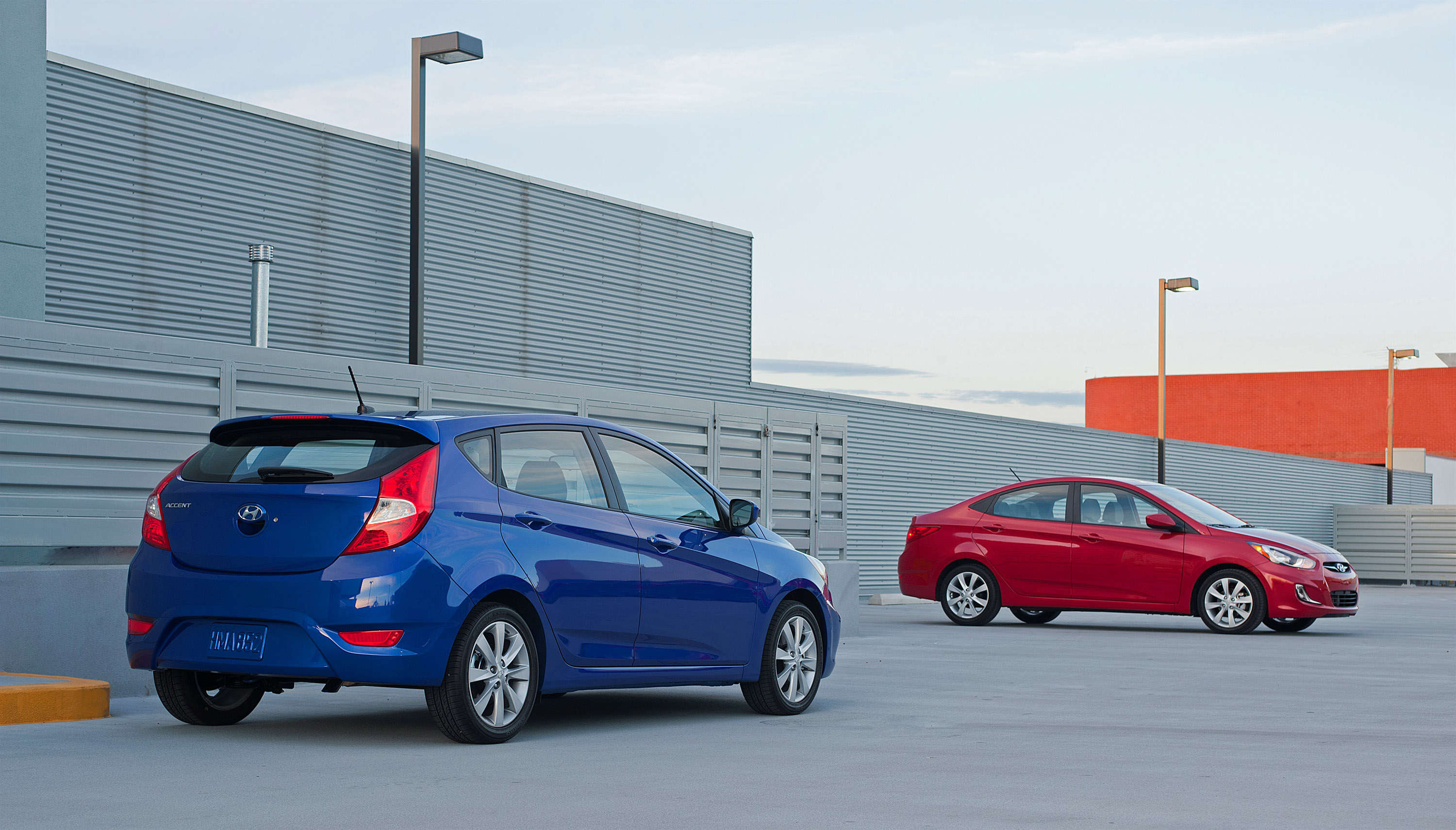 Hyundai Accent photo #44