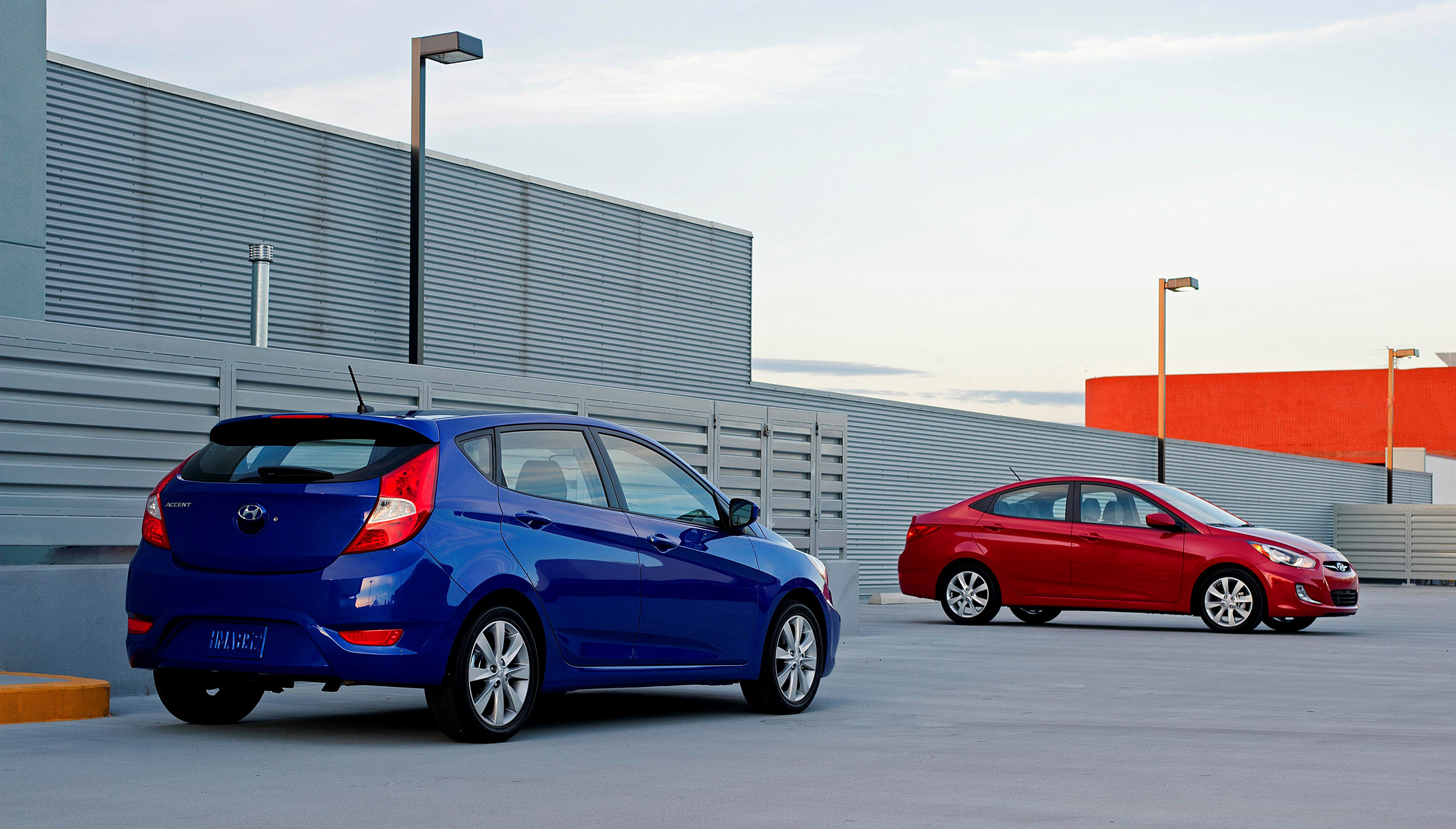 Hyundai Accent photo #45