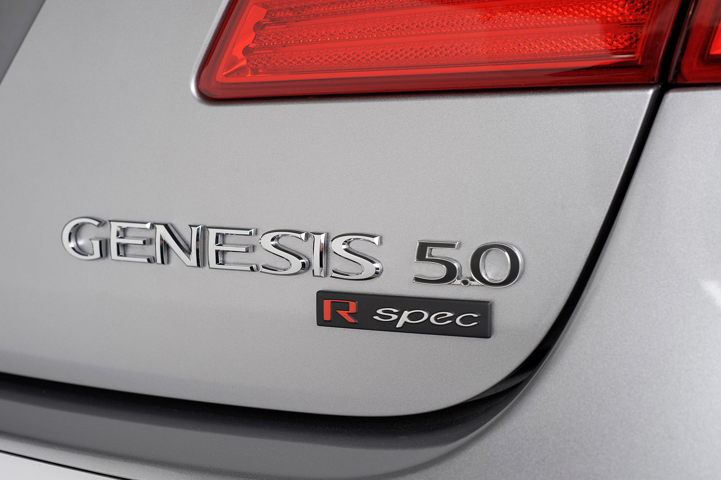 Hyundai Genesis photo #22