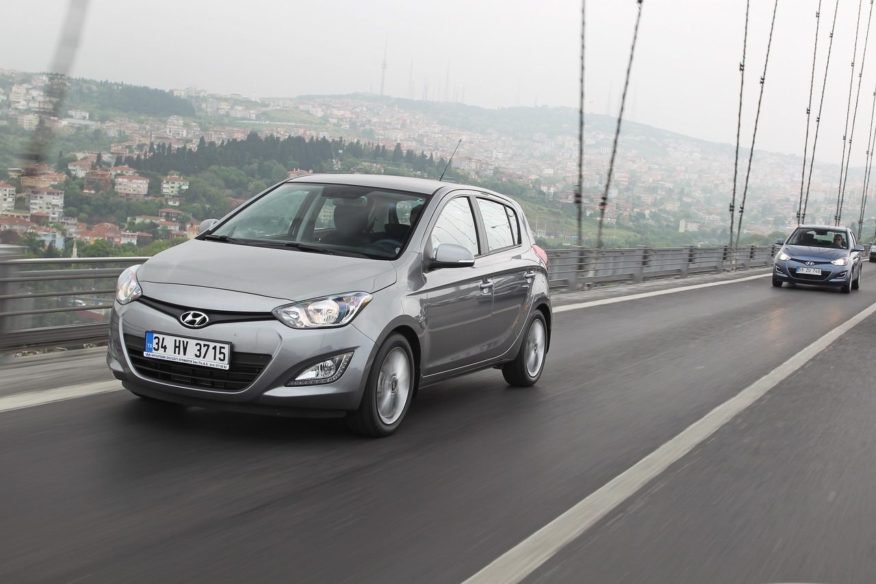 Hyundai i20 photo #15