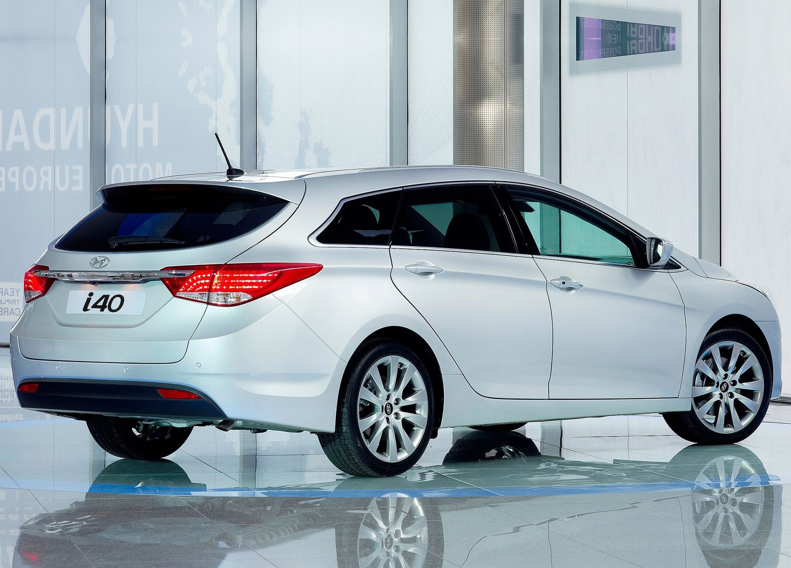 Hyundai i40 Wagon photo #40