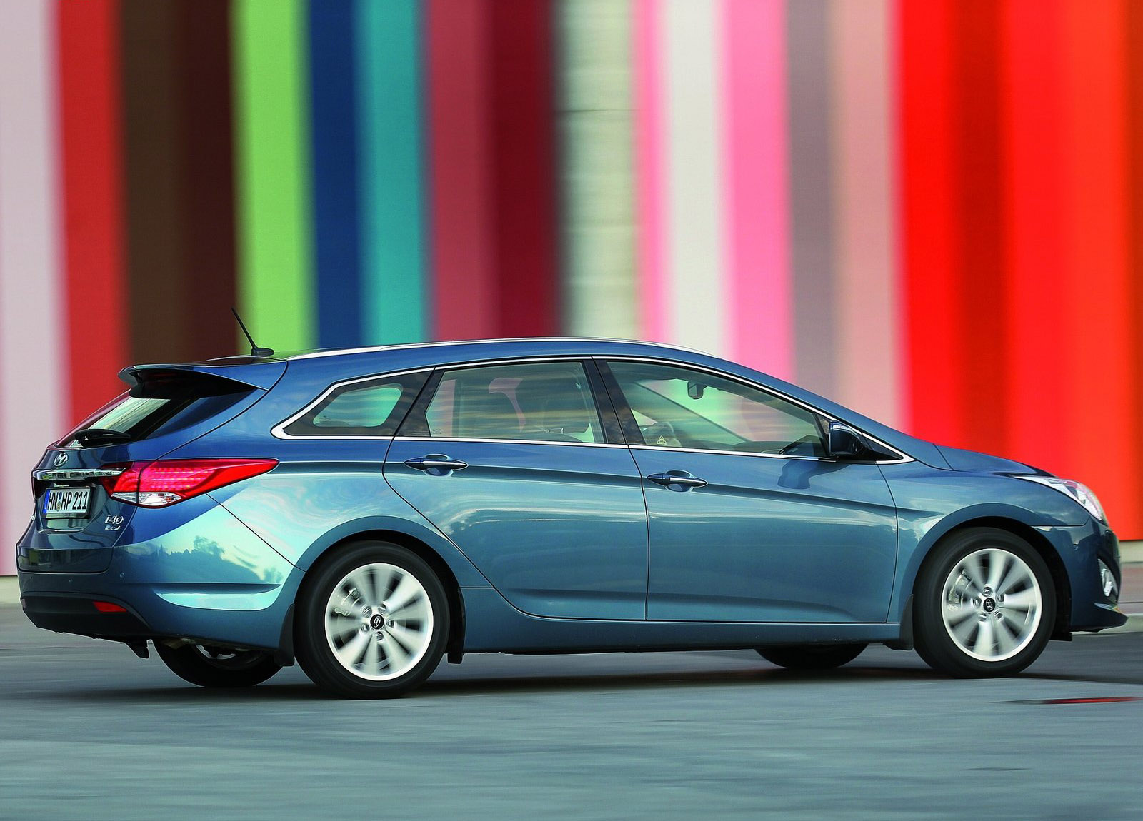 Hyundai i40 Wagon photo #49