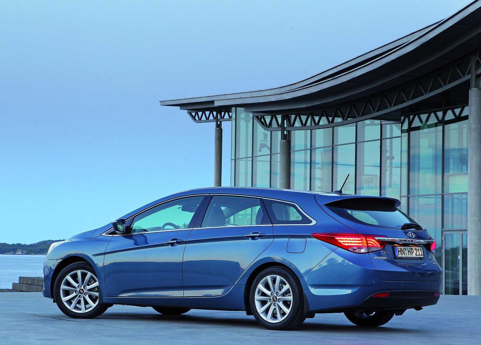 Hyundai i40 Wagon photo #50