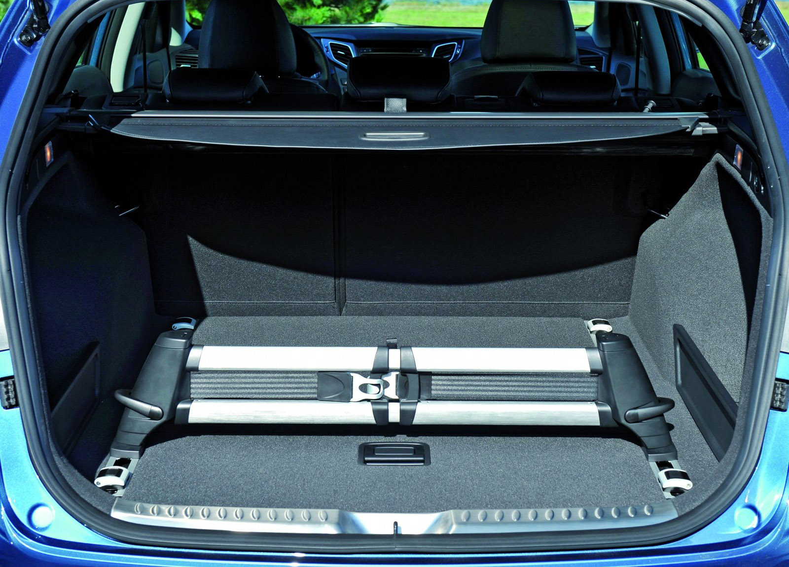 Hyundai i40 Wagon photo #66