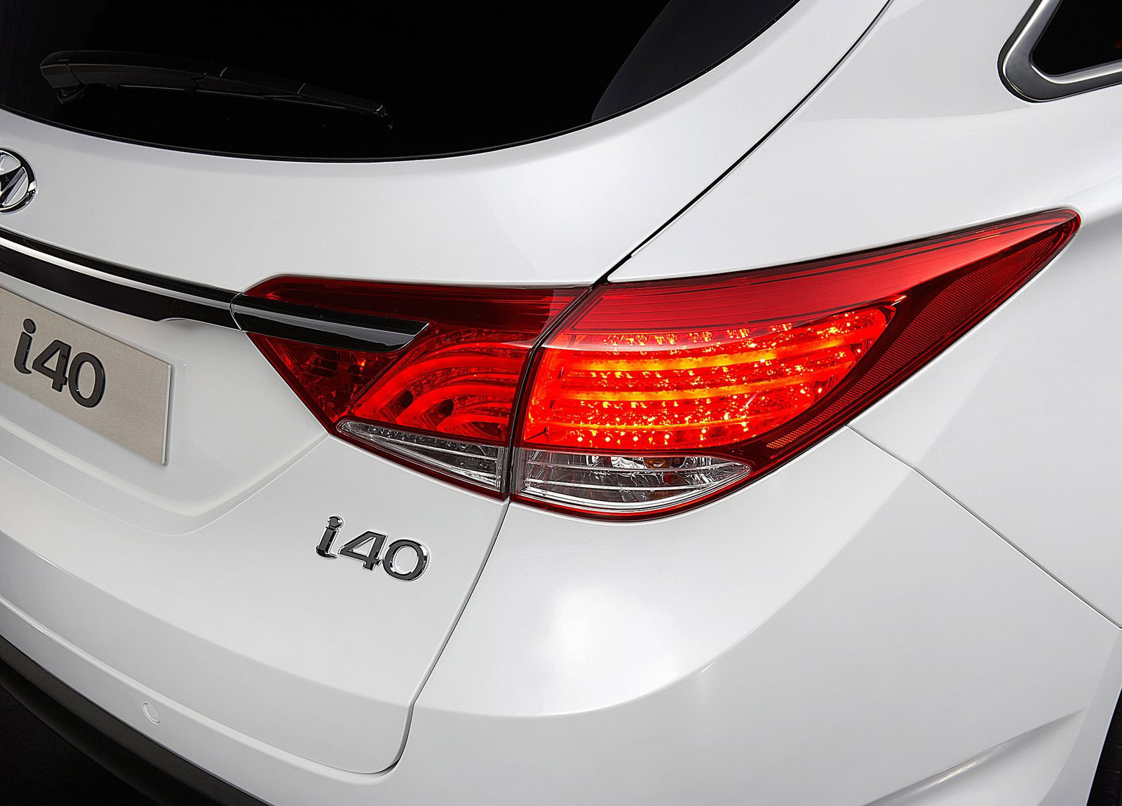 Hyundai i40 Wagon photo #69