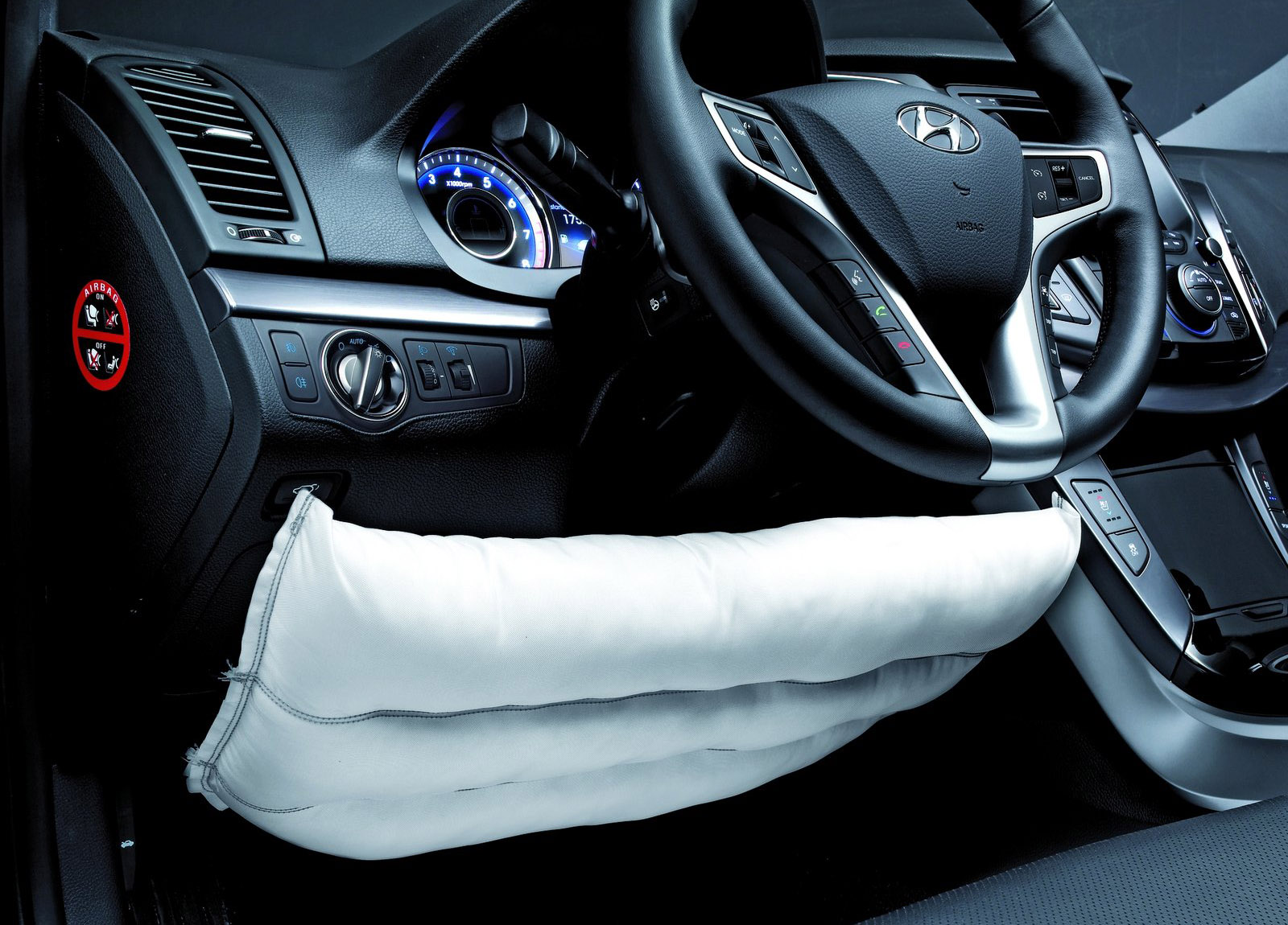 Hyundai i40 Wagon photo #89